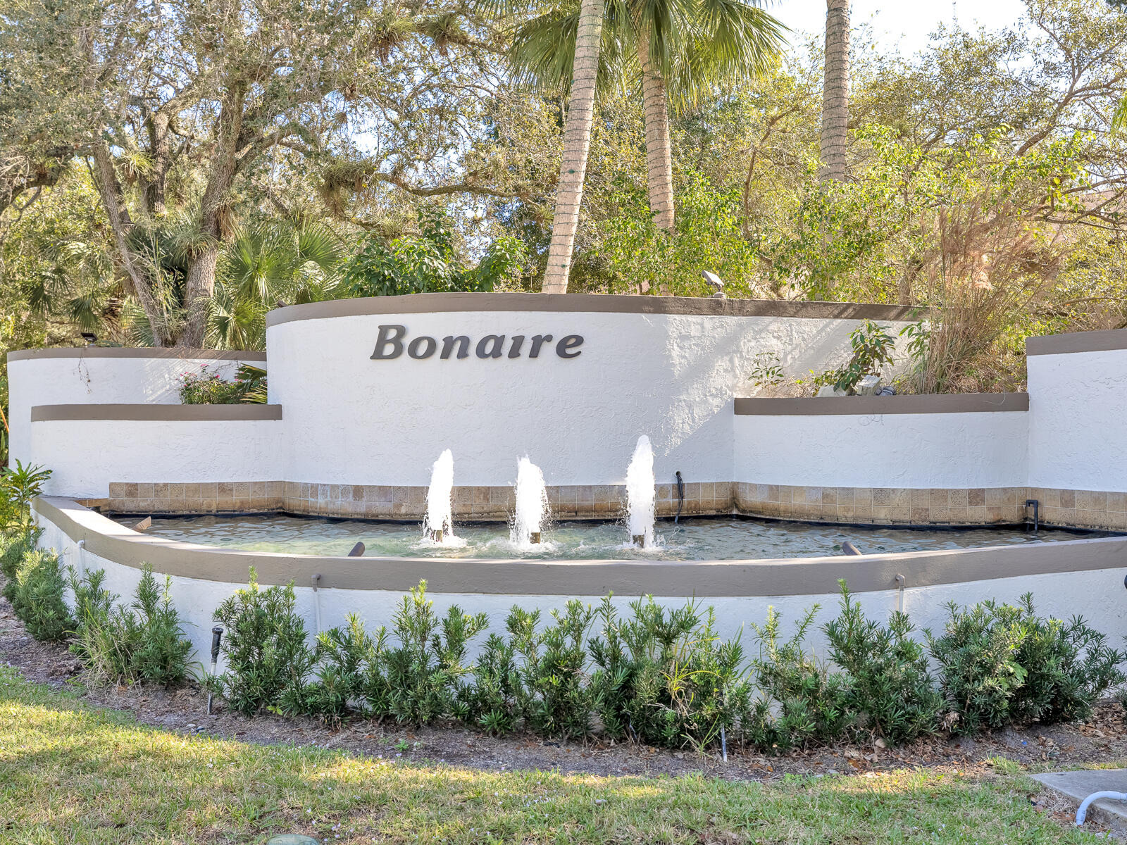 79th Ave, Tamarac, FL 33321
