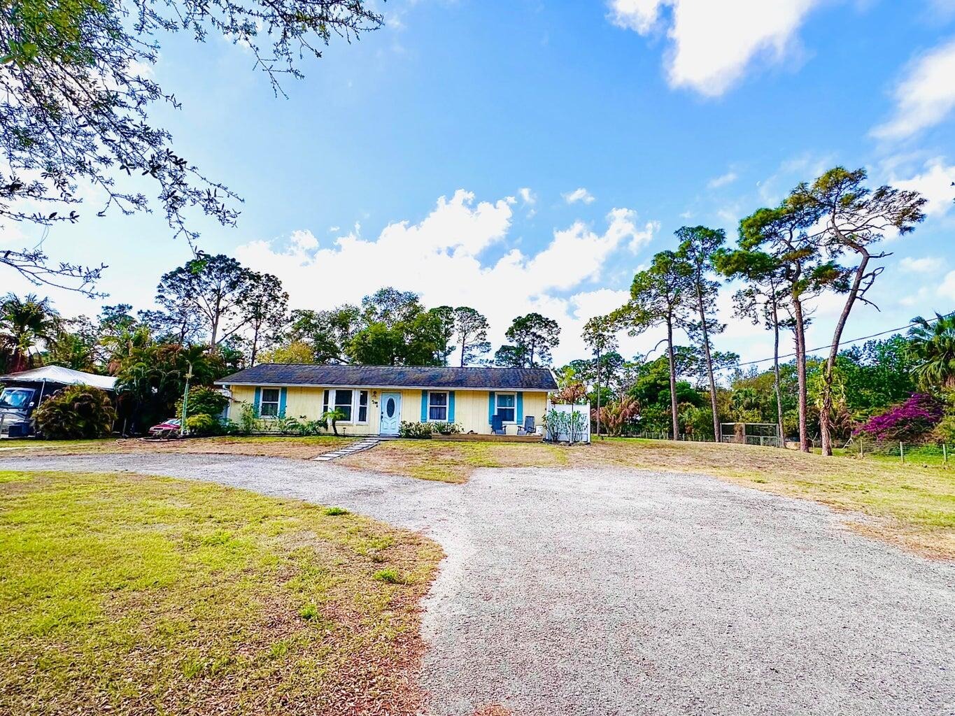 51st Ct, West Palm Beach, FL 33411