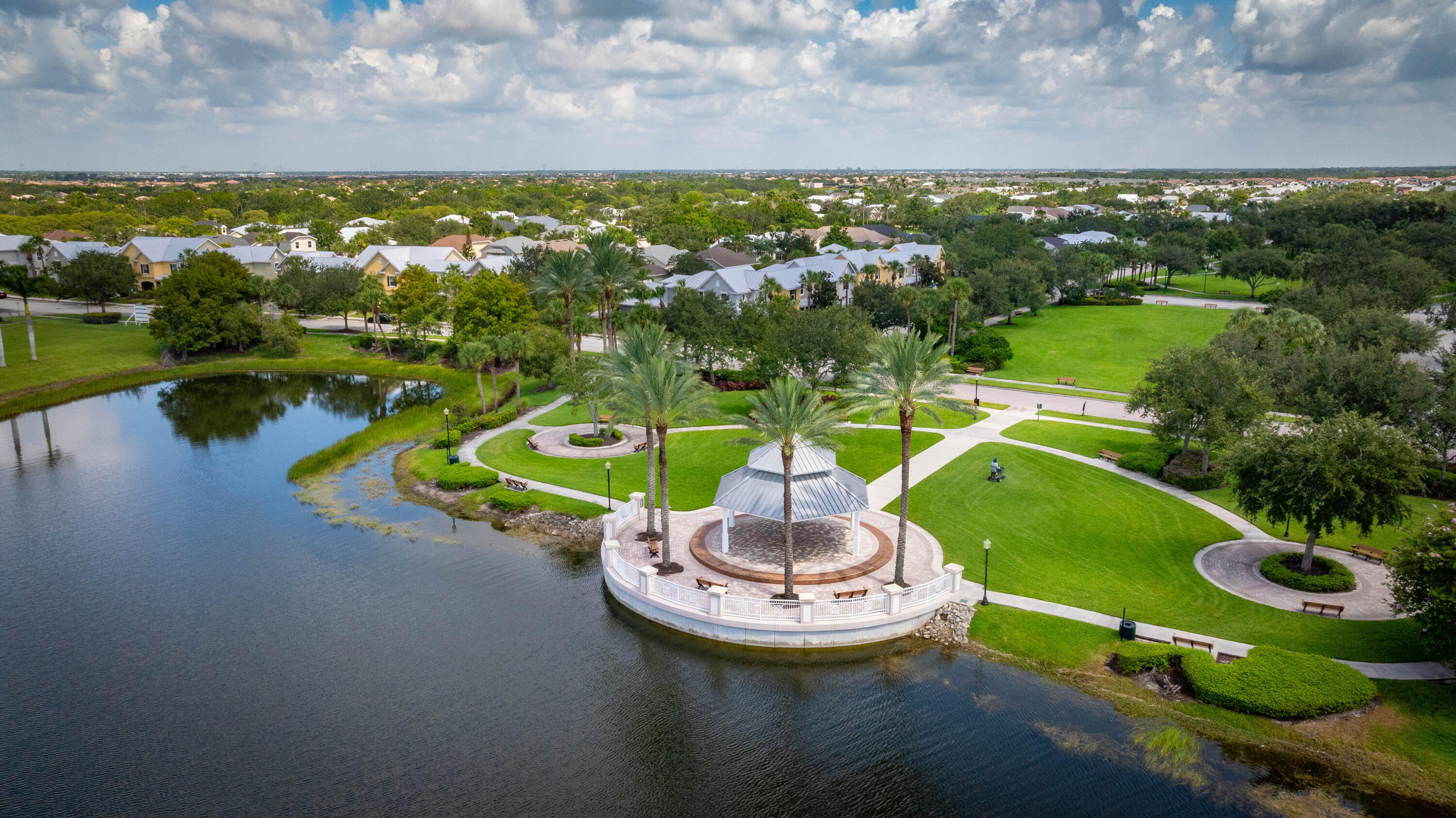 Waterway Ln, Port Saint Lucie, FL 34987