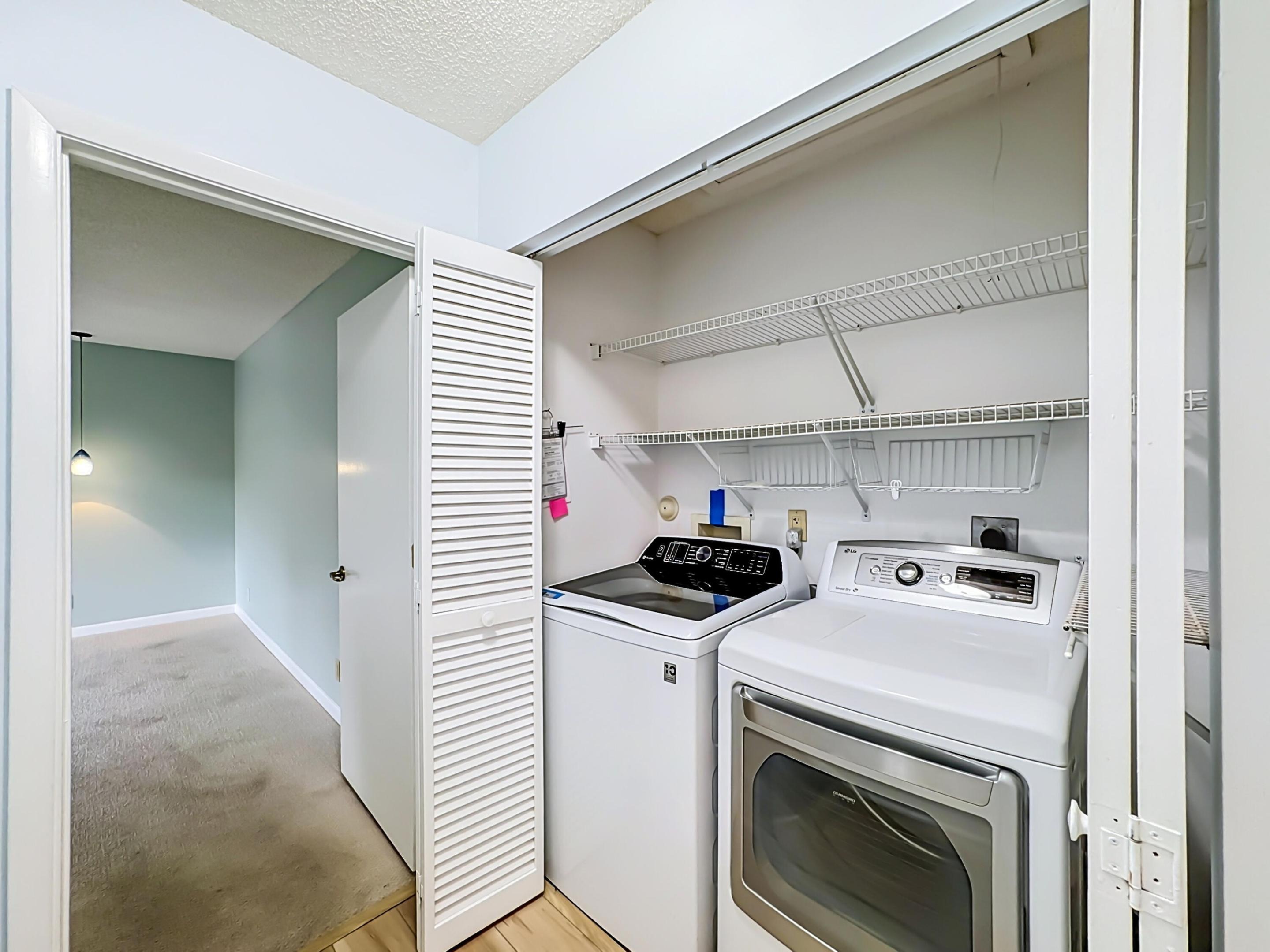 Jog Park Dr, Greenacres, FL 33467