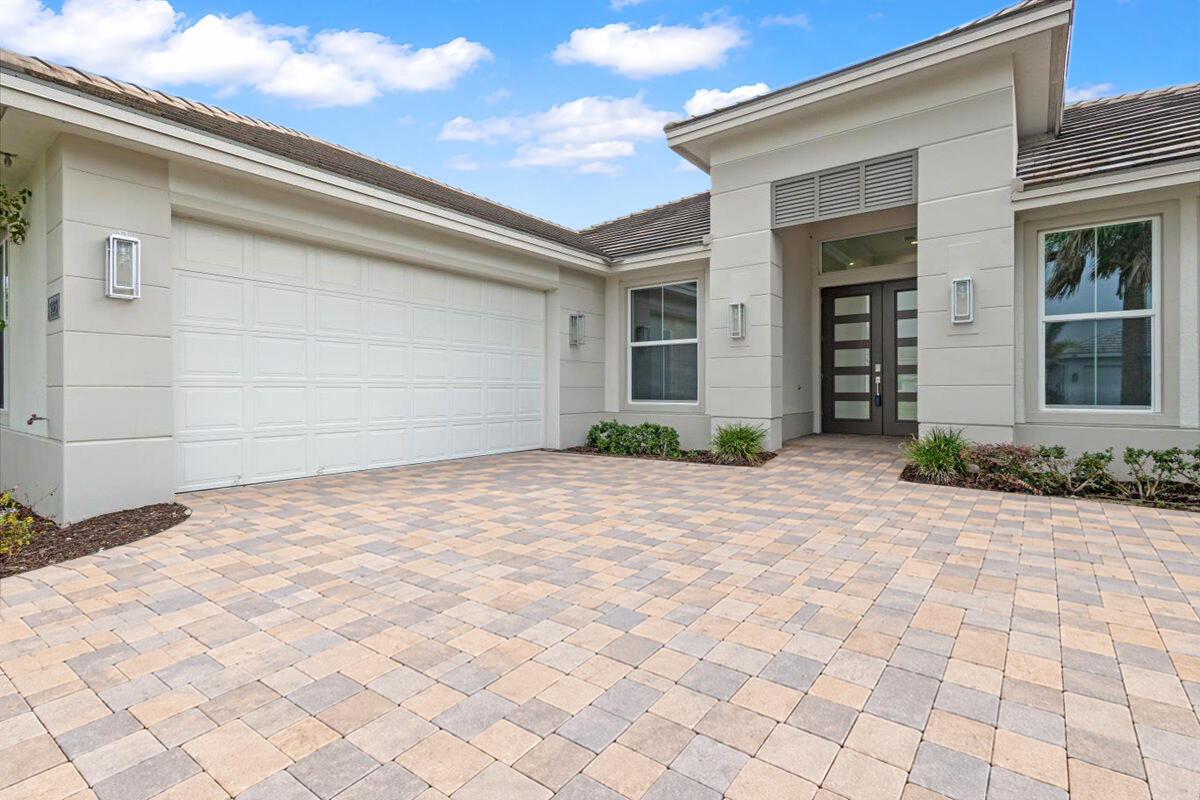 Pinnacle Pl, Port Saint Lucie, FL 34987