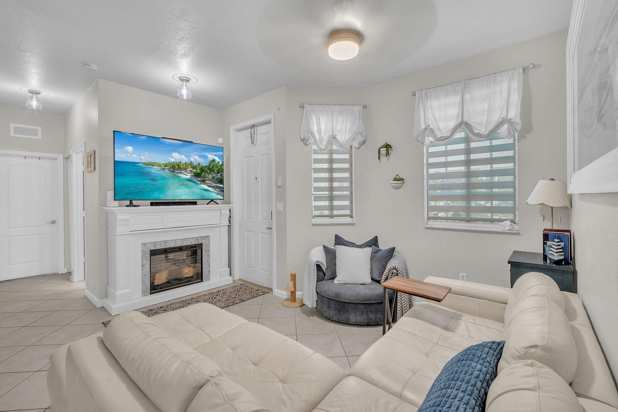 13th Ct, Miami, FL 33169