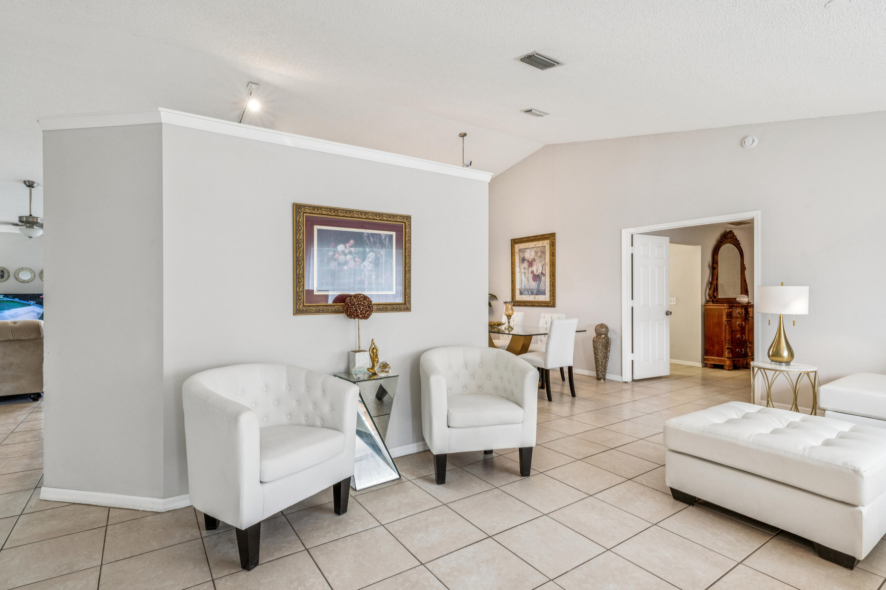Hillsboro Cir, Port Saint Lucie, FL 34953