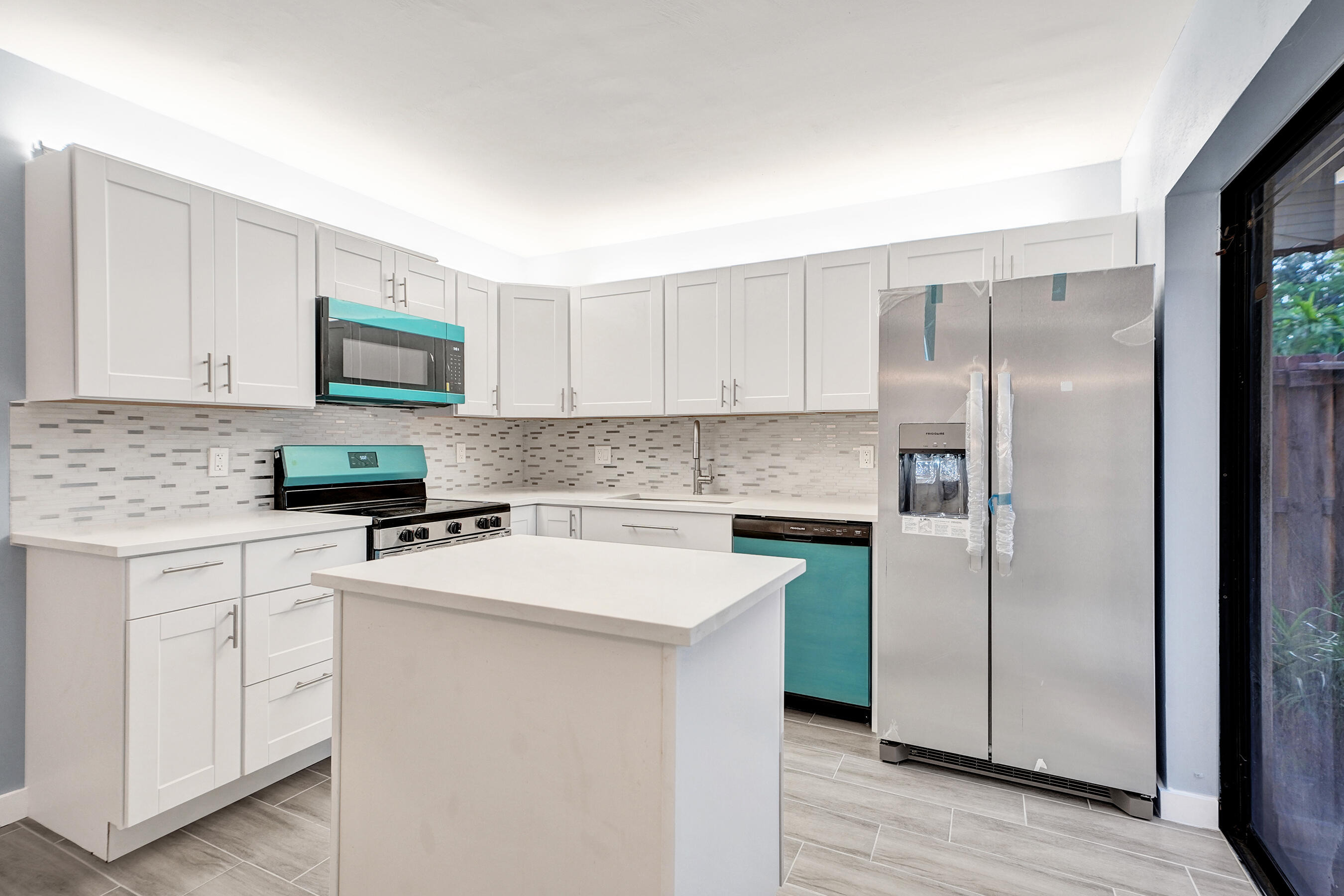 98th Cir, Plantation, FL 33324