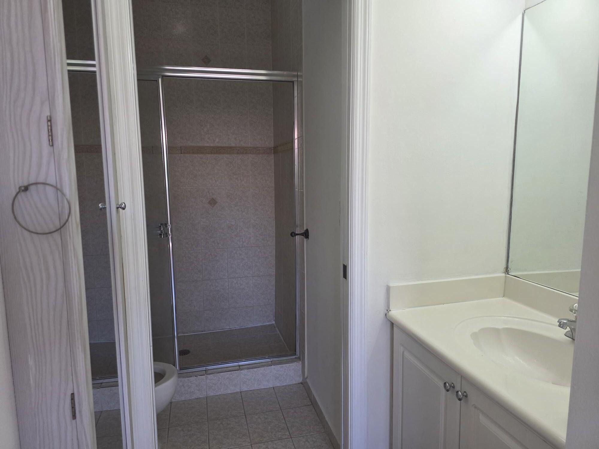 Mariner Ct, Fort Lauderdale, FL 33312