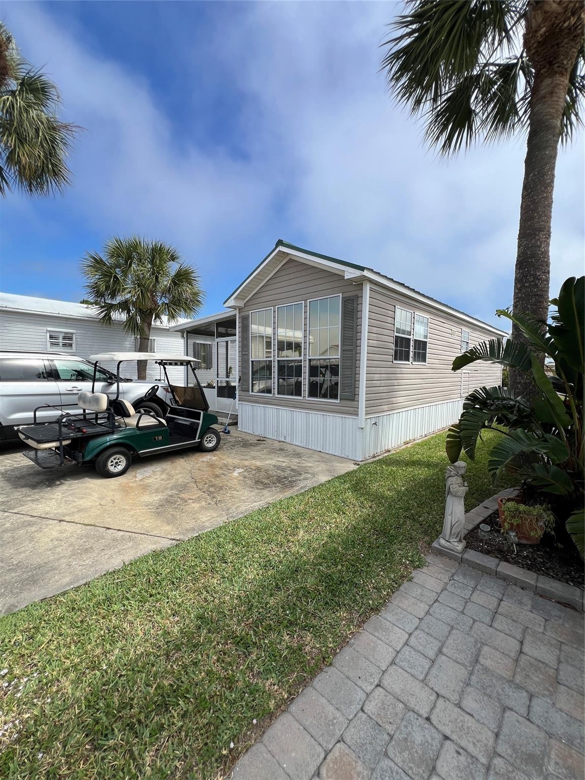 51st St, Okeechobee, FL 34974