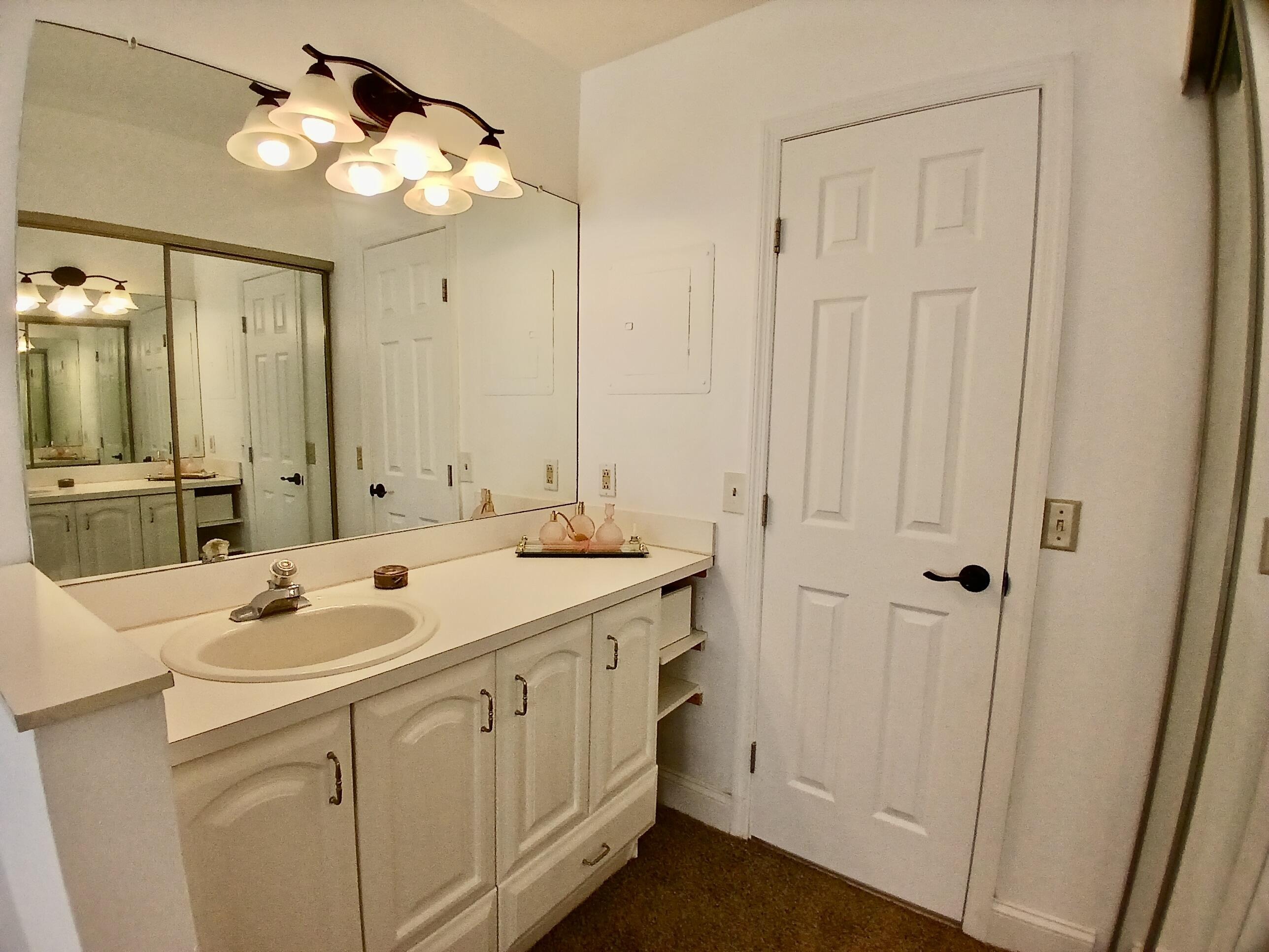 Palm Bay Cir, West Palm Beach, FL 33406 #1