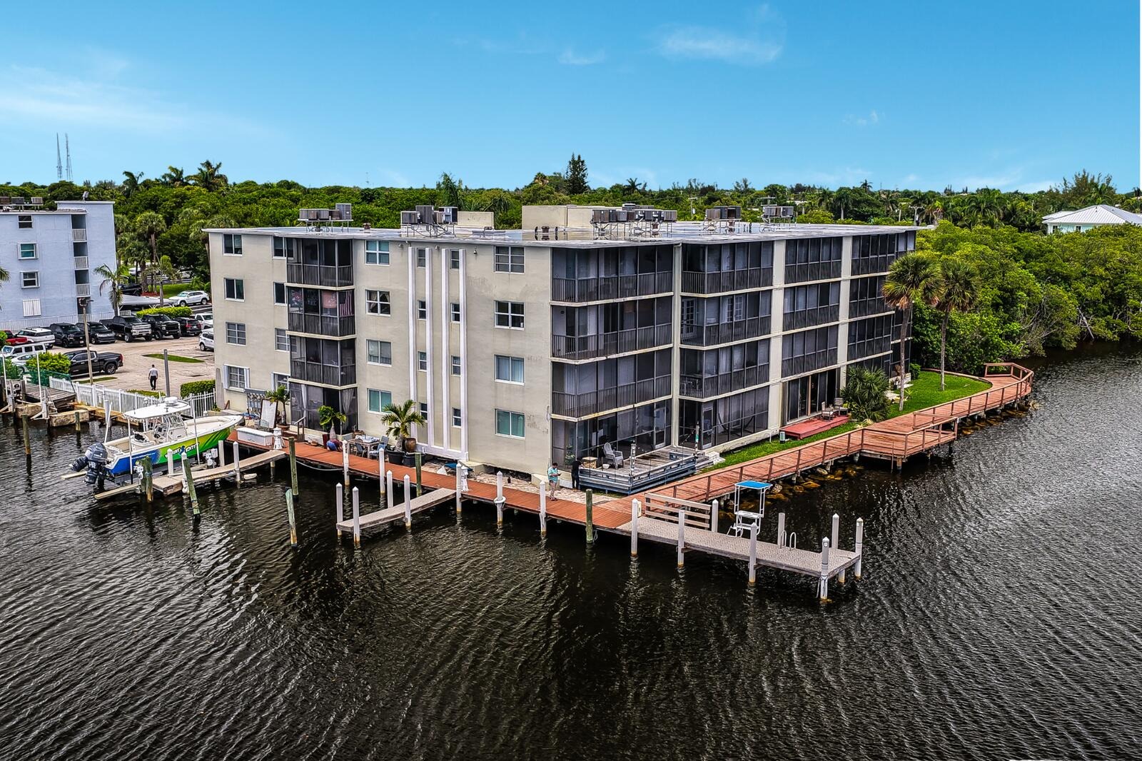 7th St, Boynton Beach, FL 33435