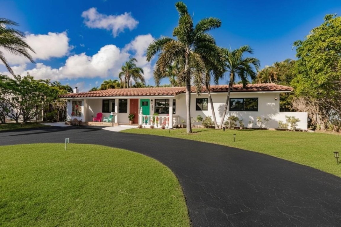 Tradewinds Ave, Lauderdale By The Sea, FL 33308