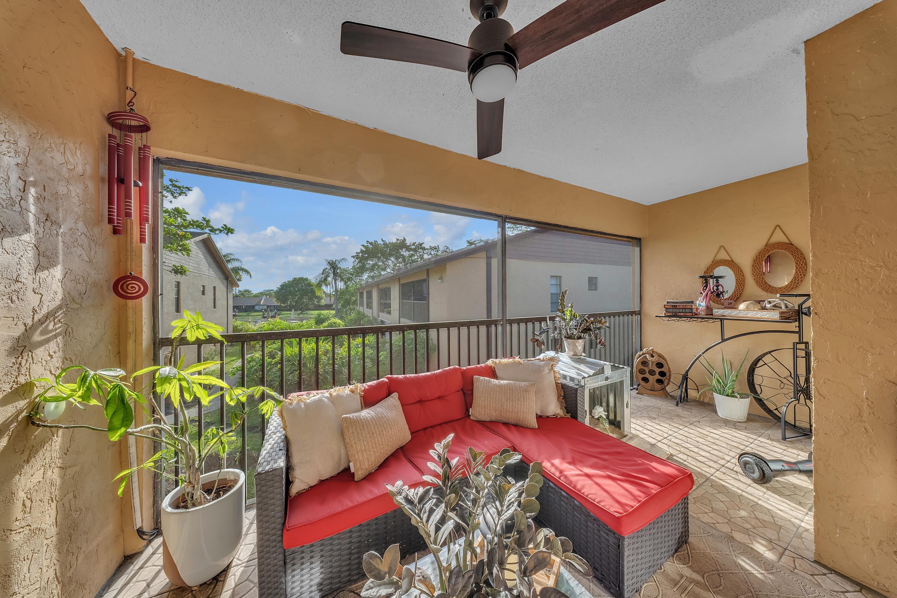 Banks Rd, Margate, FL 33063