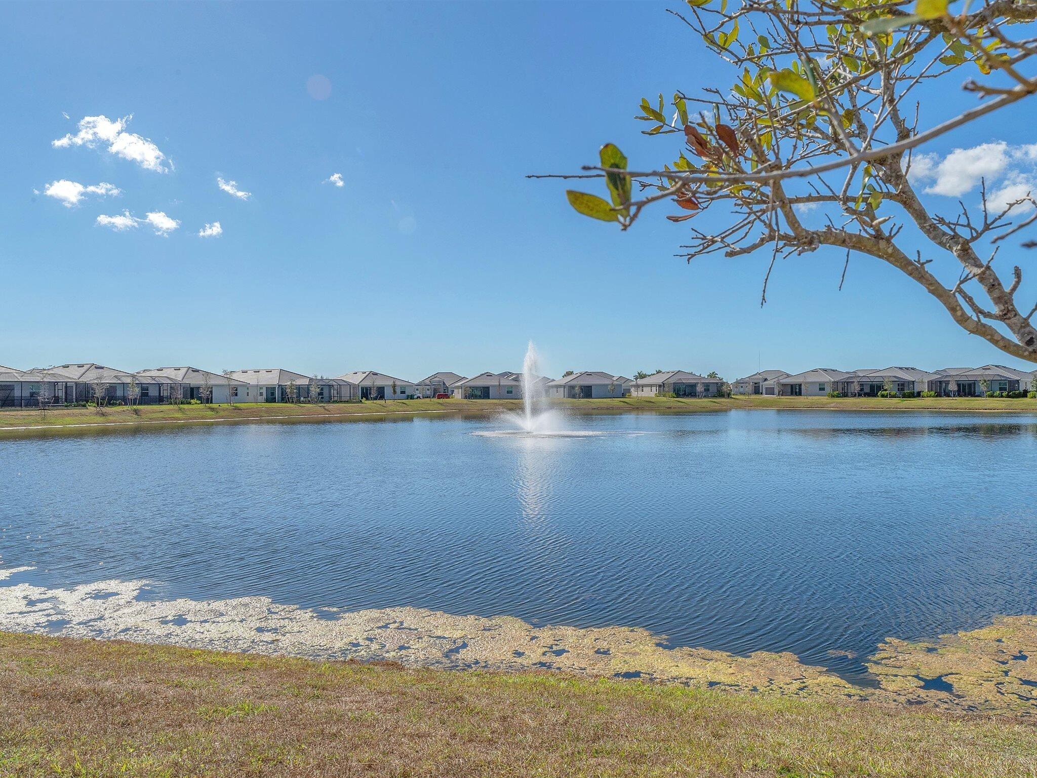 Lakes Edge Ln, Port Charlotte, FL 33981