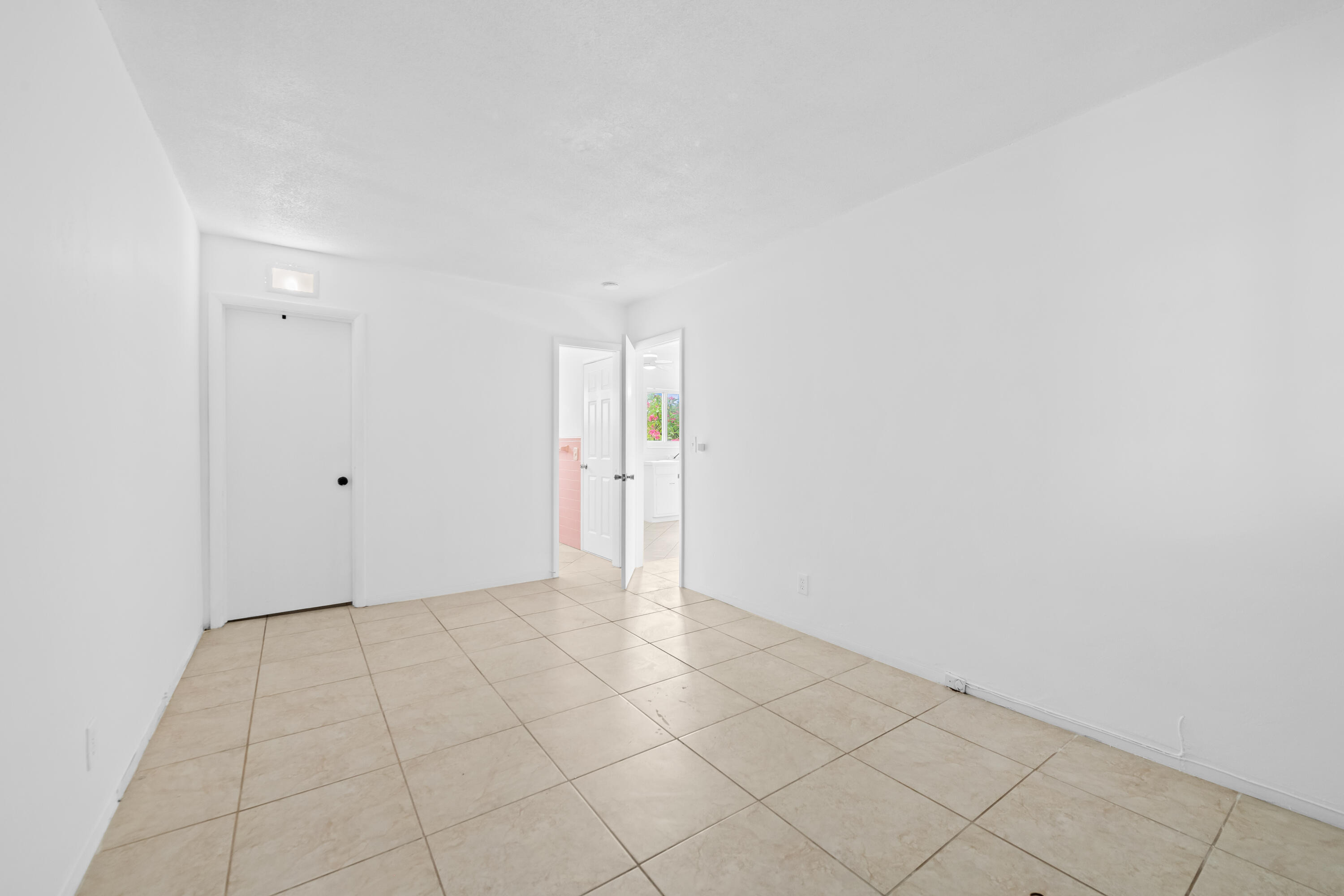 1st St, Pompano Beach, FL 33062