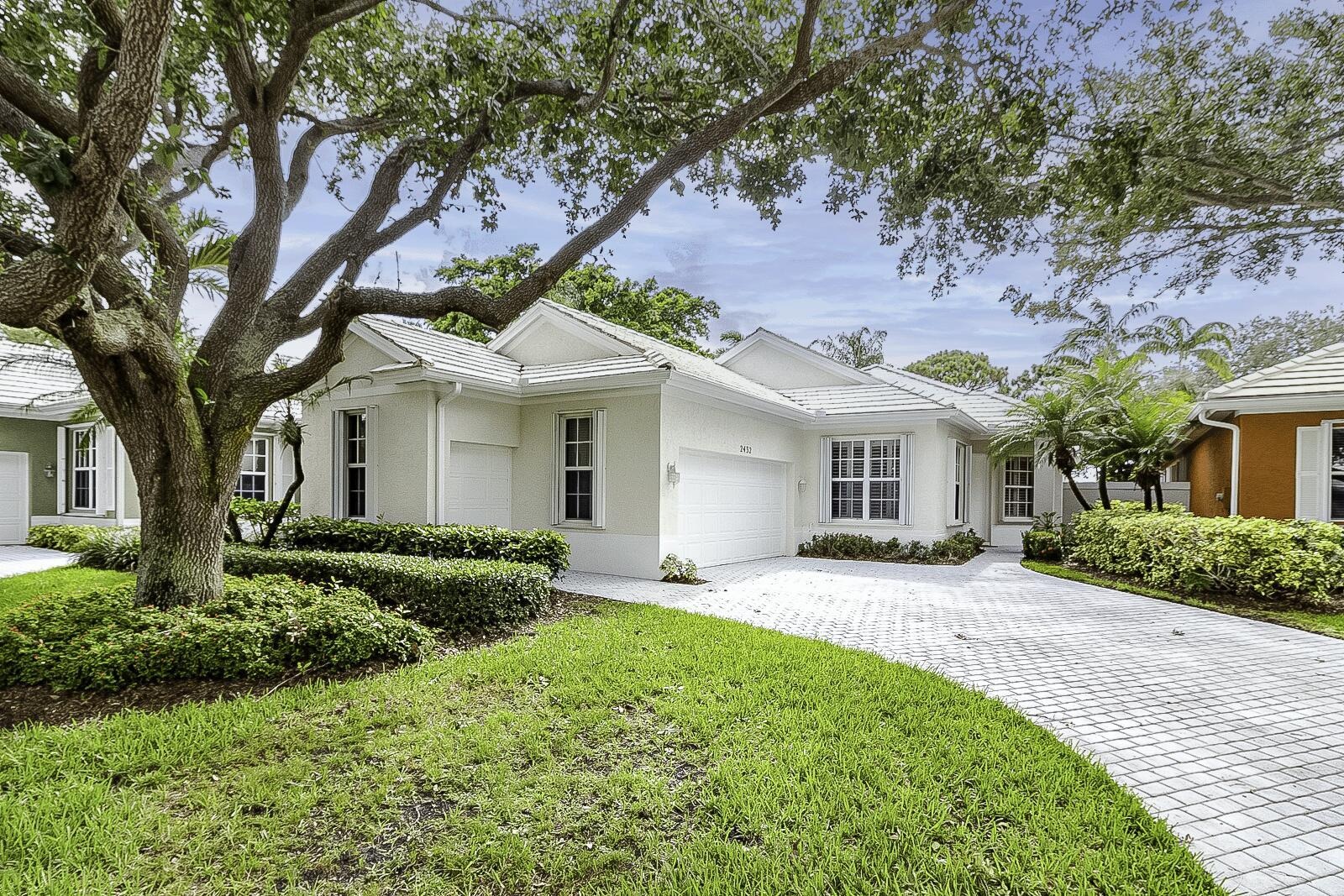 Brookwood Ln, Palm City, FL 34990