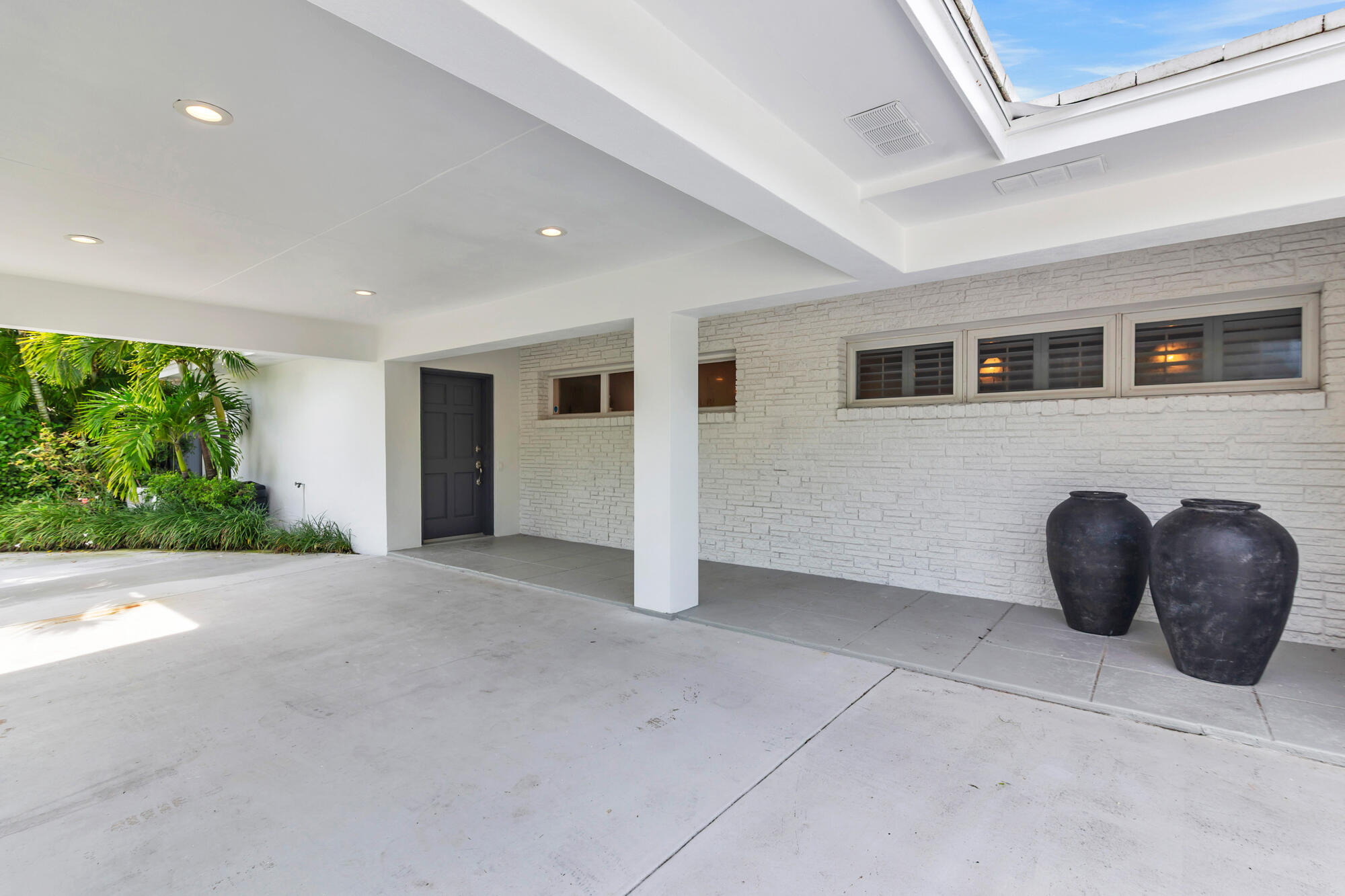Elwa Pl, West Palm Beach, FL 33405
