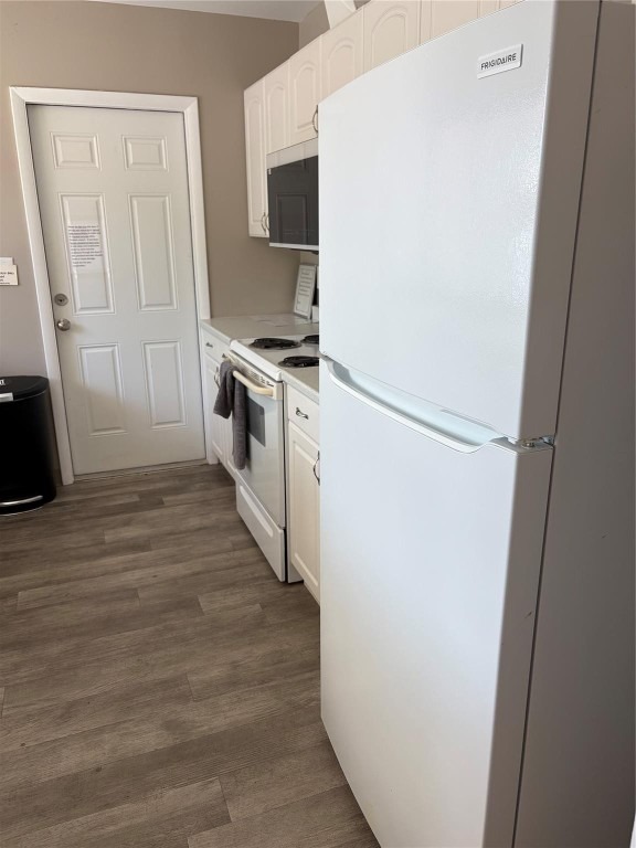 Jacaranda Country Club Dr, Plantation, FL 33324 #1