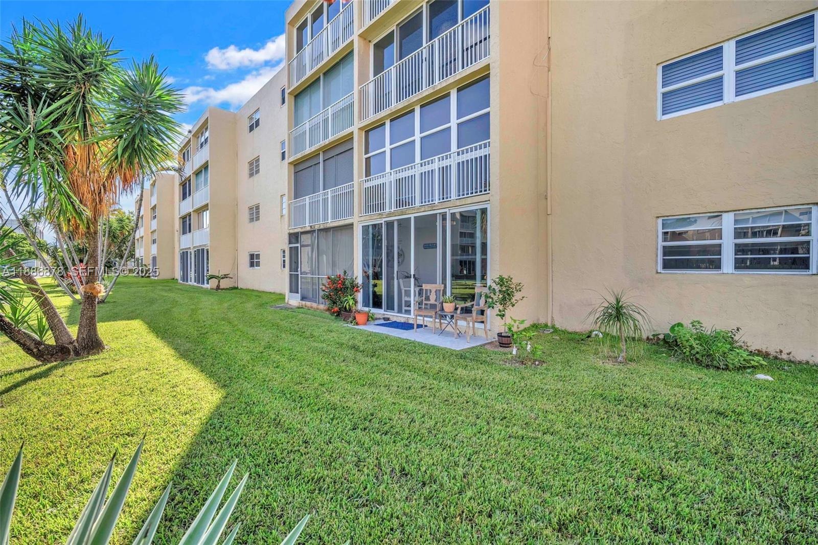 11th Ter, Dania, FL 33004 #1