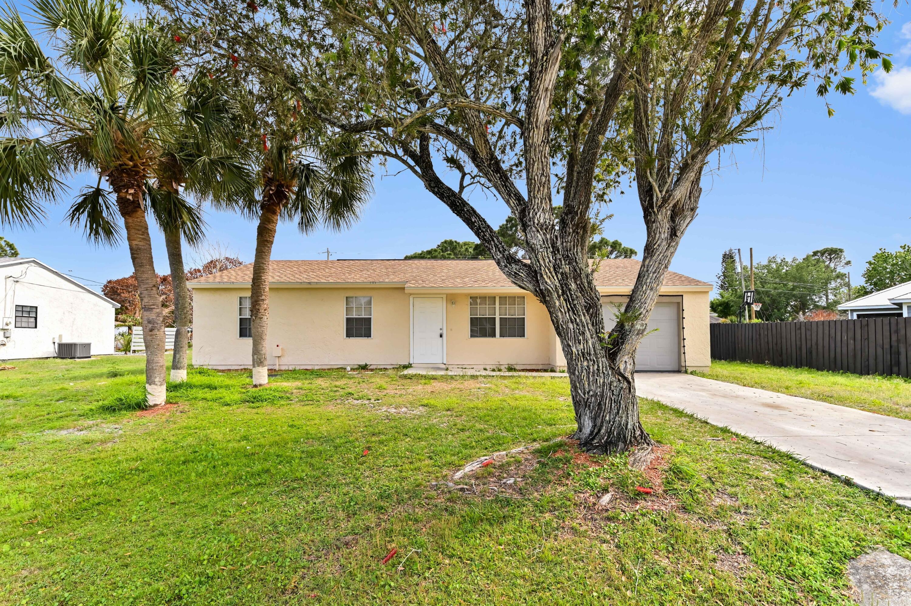 University Ter, Port Saint Lucie, FL 34952