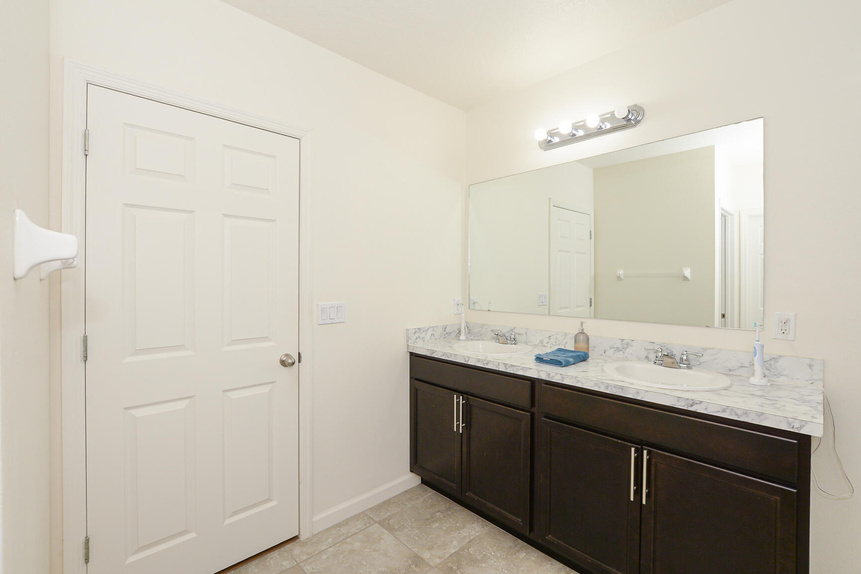 Paar Dr, Port Saint Lucie, FL 34953