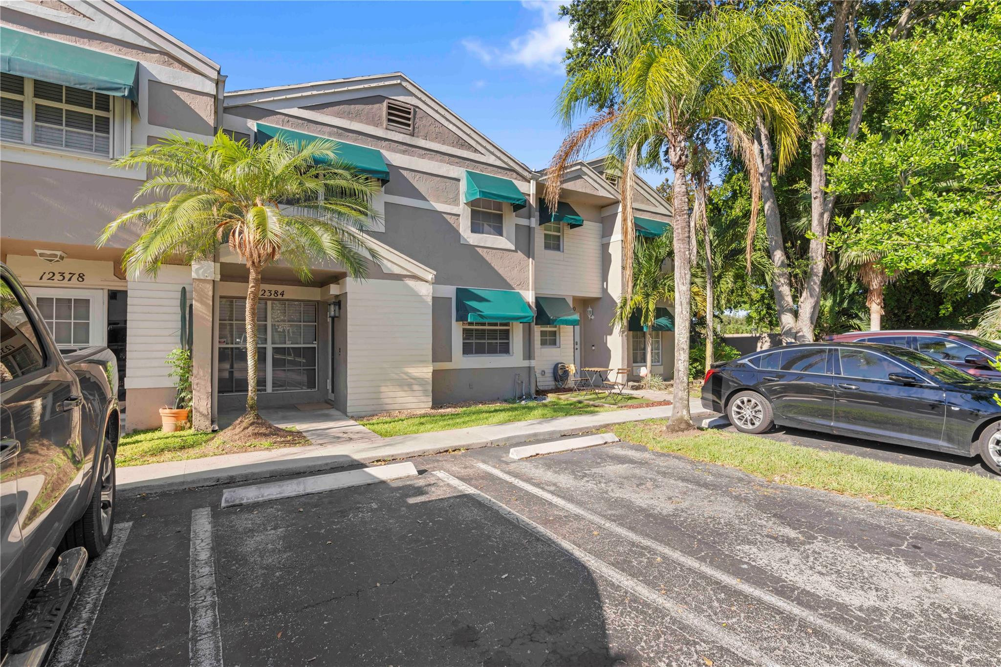 52nd Ct, Cooper City, FL 33330