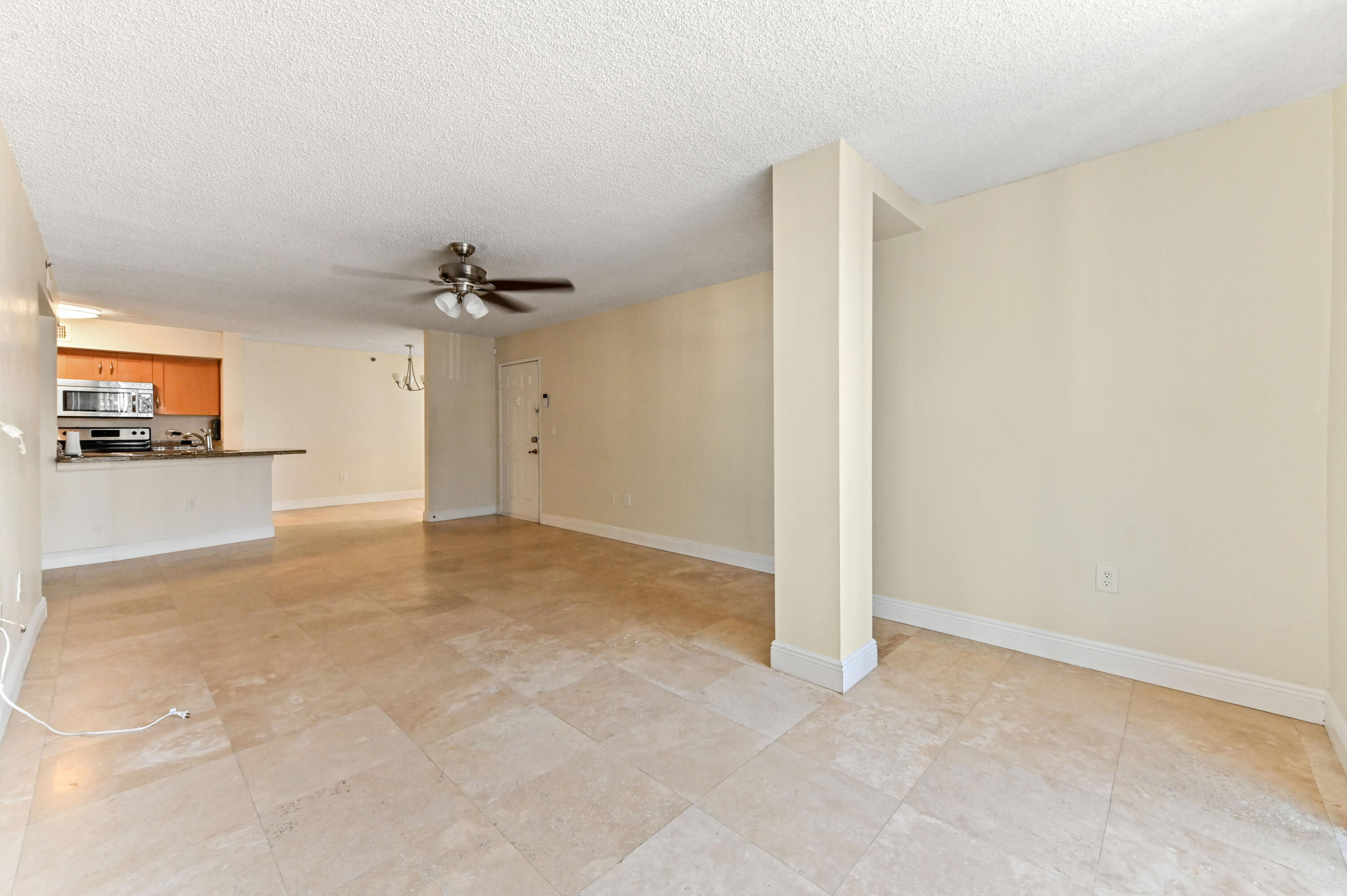 Clint Moore Rd, Boca Raton, FL 33496