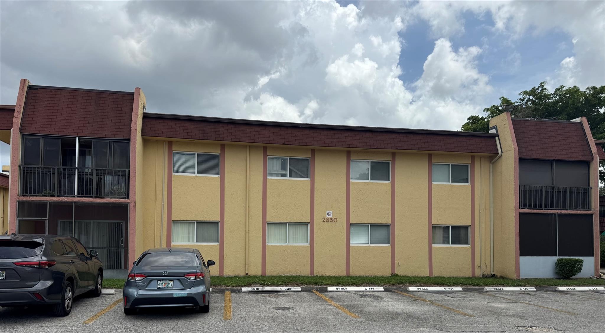 55th Ave, Lauderhill, FL 33313