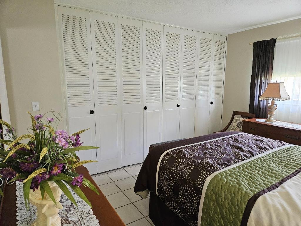 Crosley Dr, West Palm Beach, FL 33415