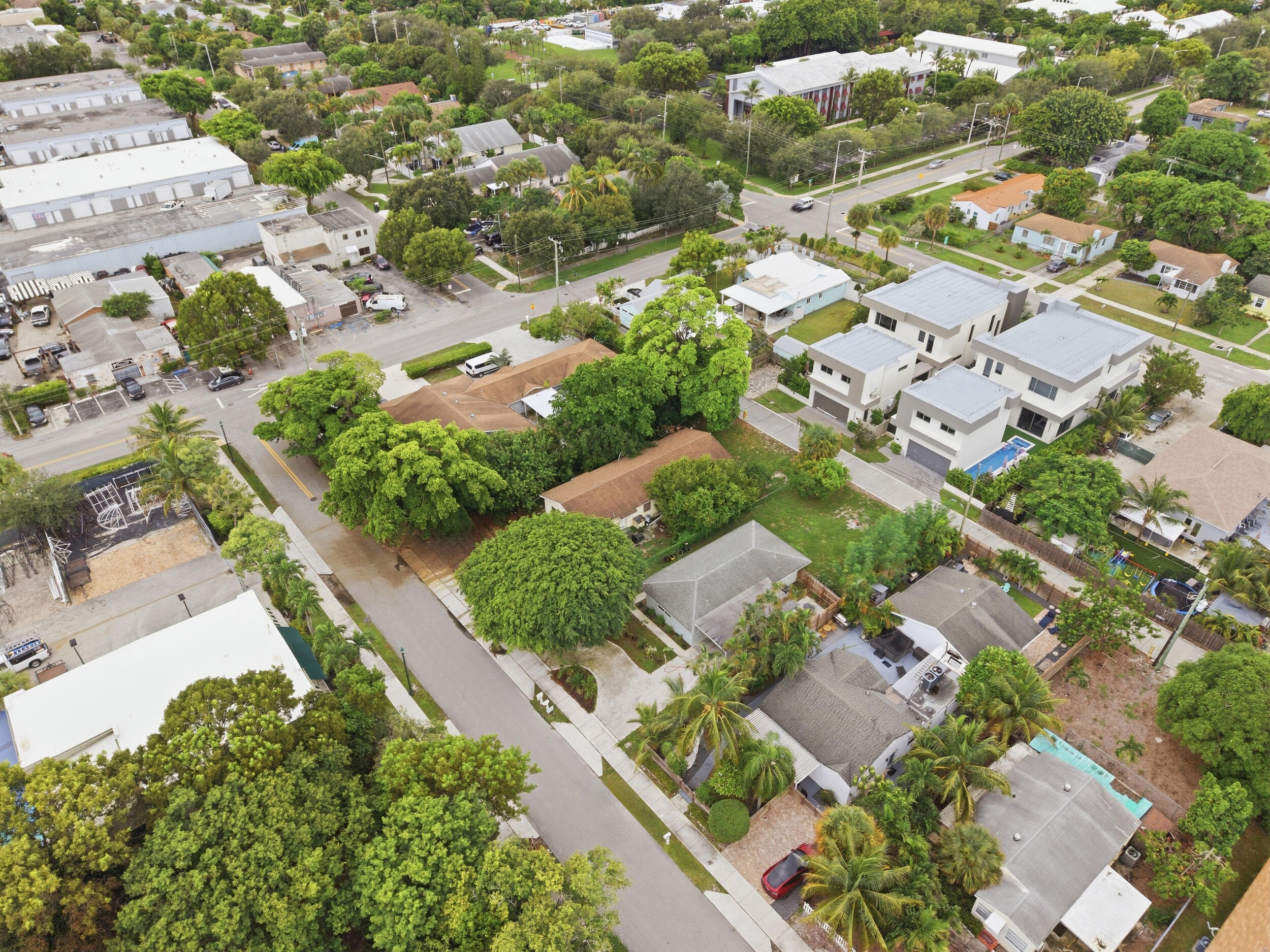 1st Ave, Delray Beach, FL 33444