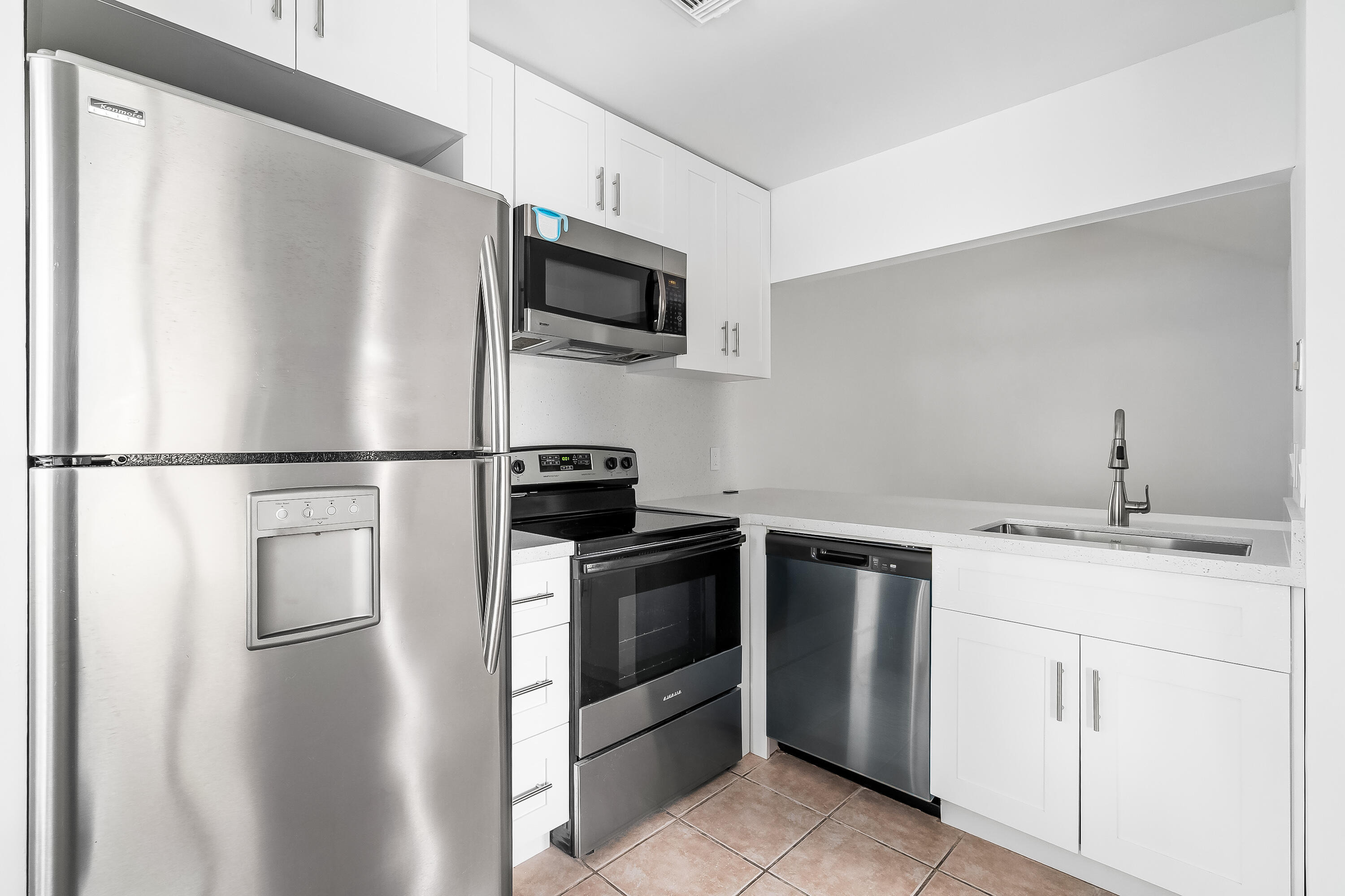 Coral Club Dr, Coral Springs, FL 33071 #1