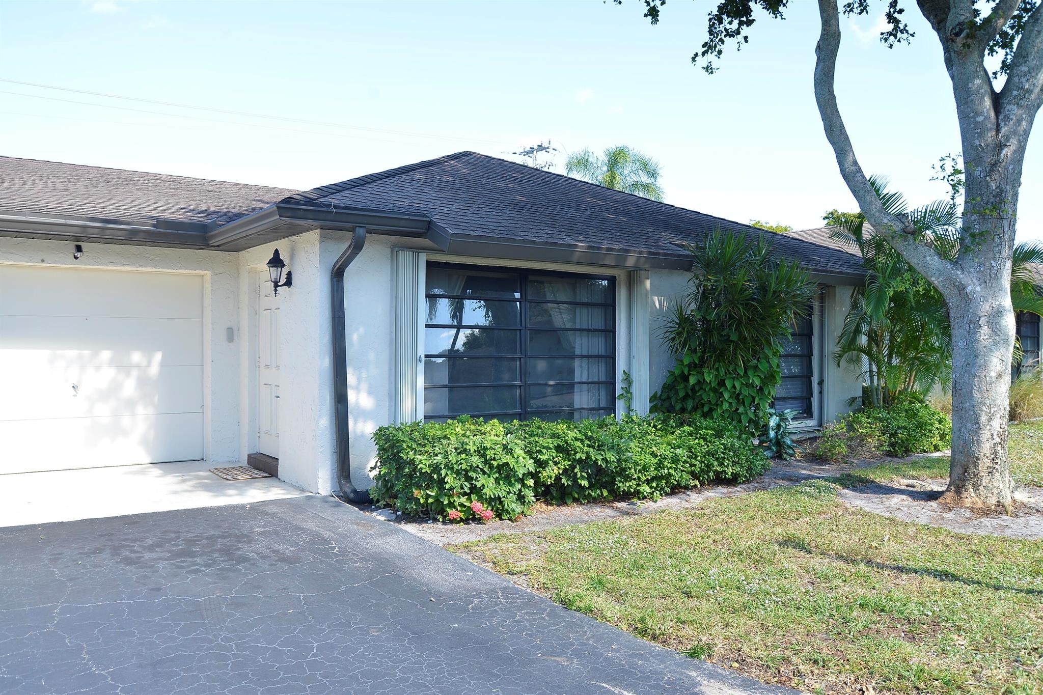 Eaglewood Rd, Boynton Beach, FL 33436