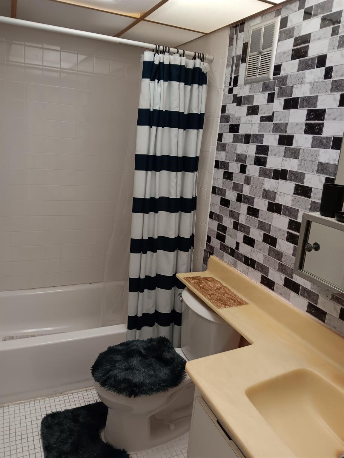 17th St, Plantation, FL 33313 #1