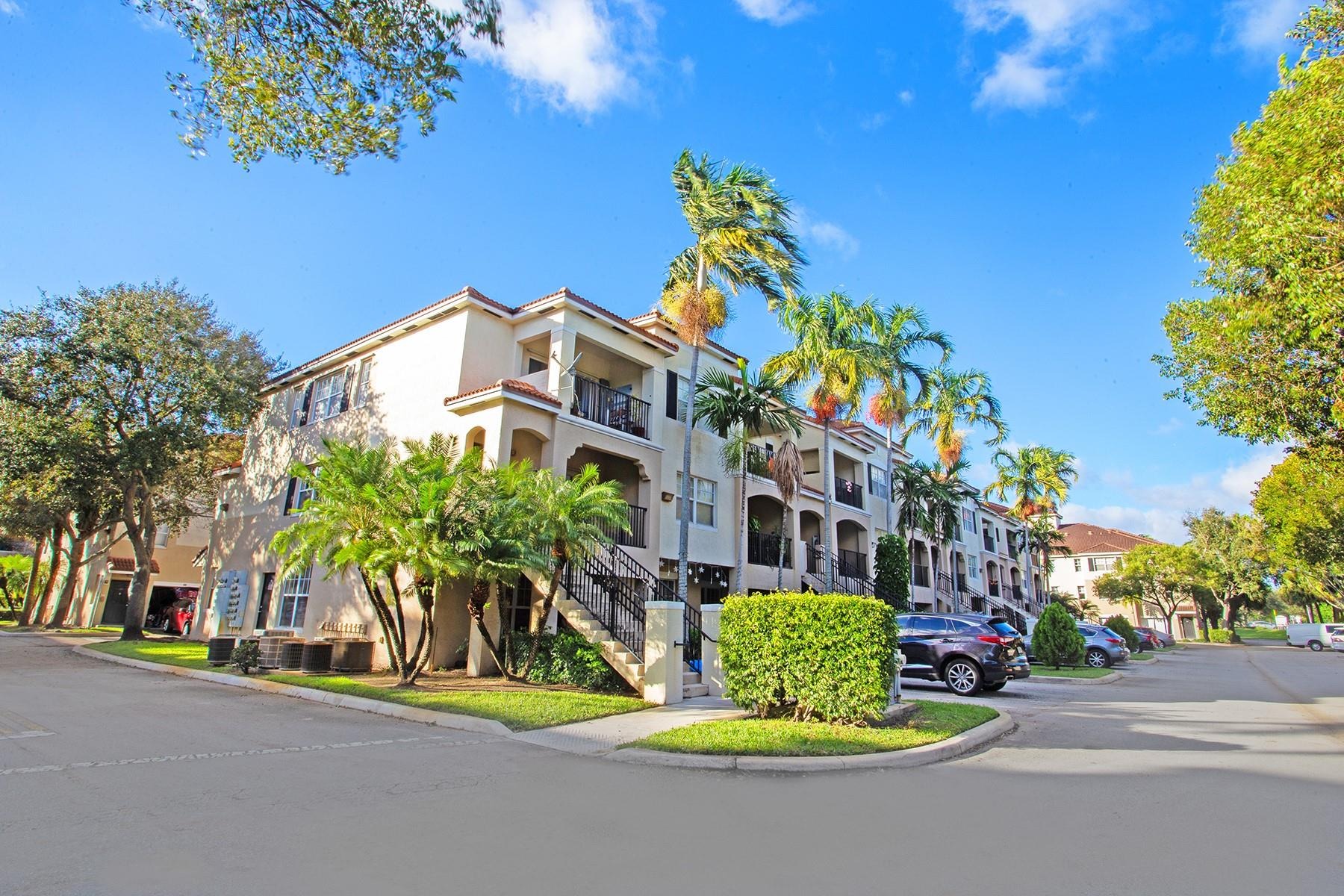 Sample Rd, Coral Springs, FL 33067