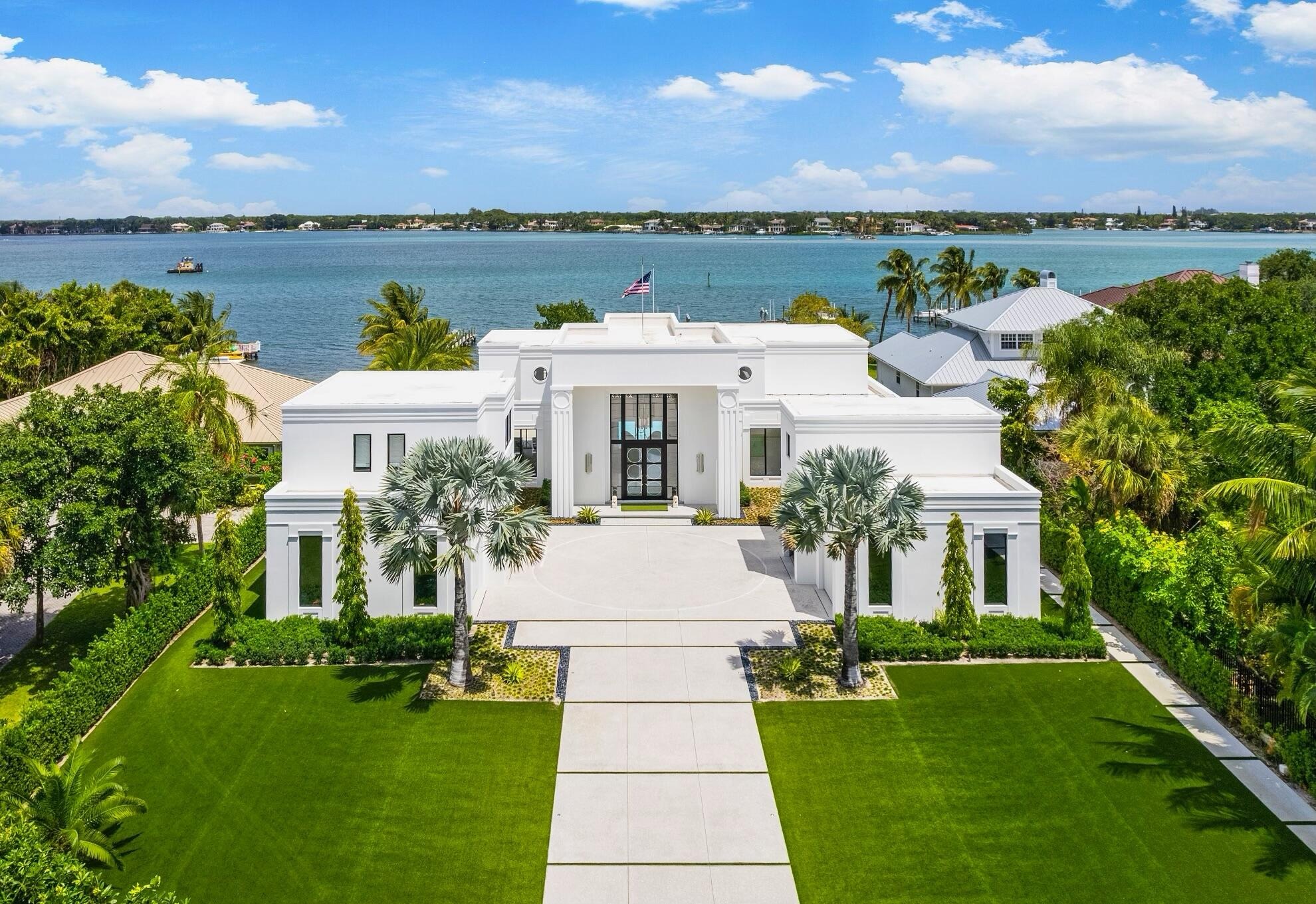 Gardiner Ln, Jupiter, FL 33458