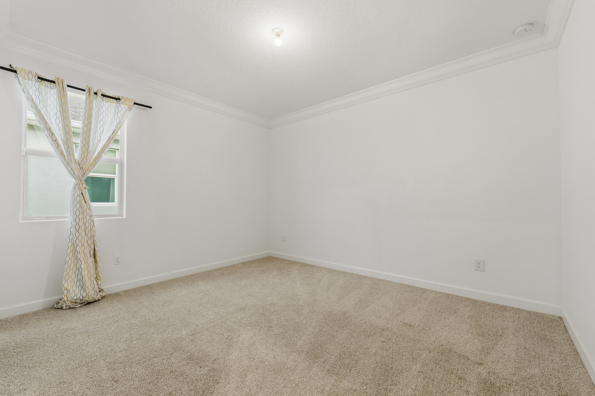 Orana Dr, Port Saint Lucie, FL 34987