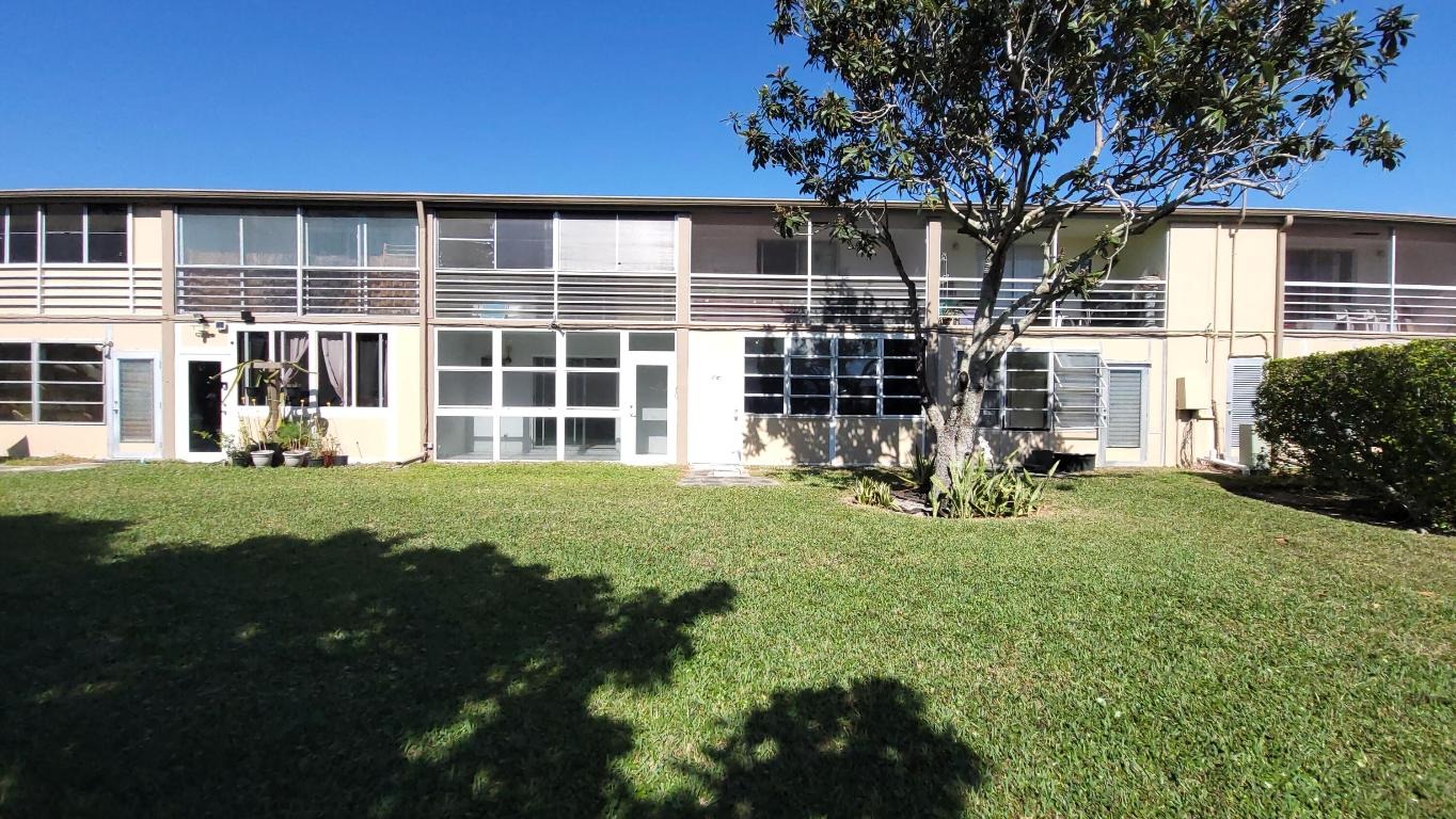 Kingswood B , West Palm Beach, FL 33417