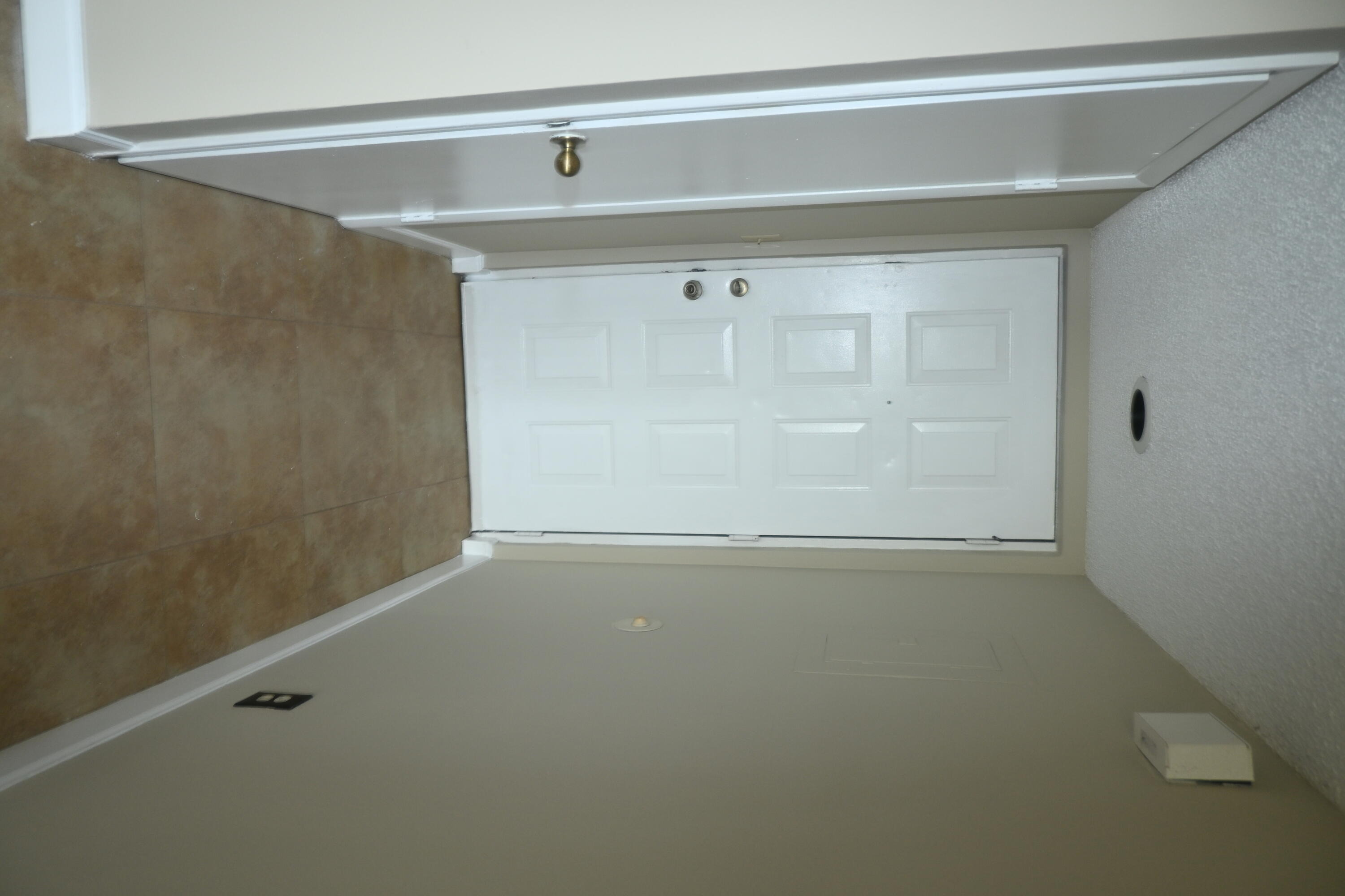 Wiles Rd, Coral Springs, FL 33067