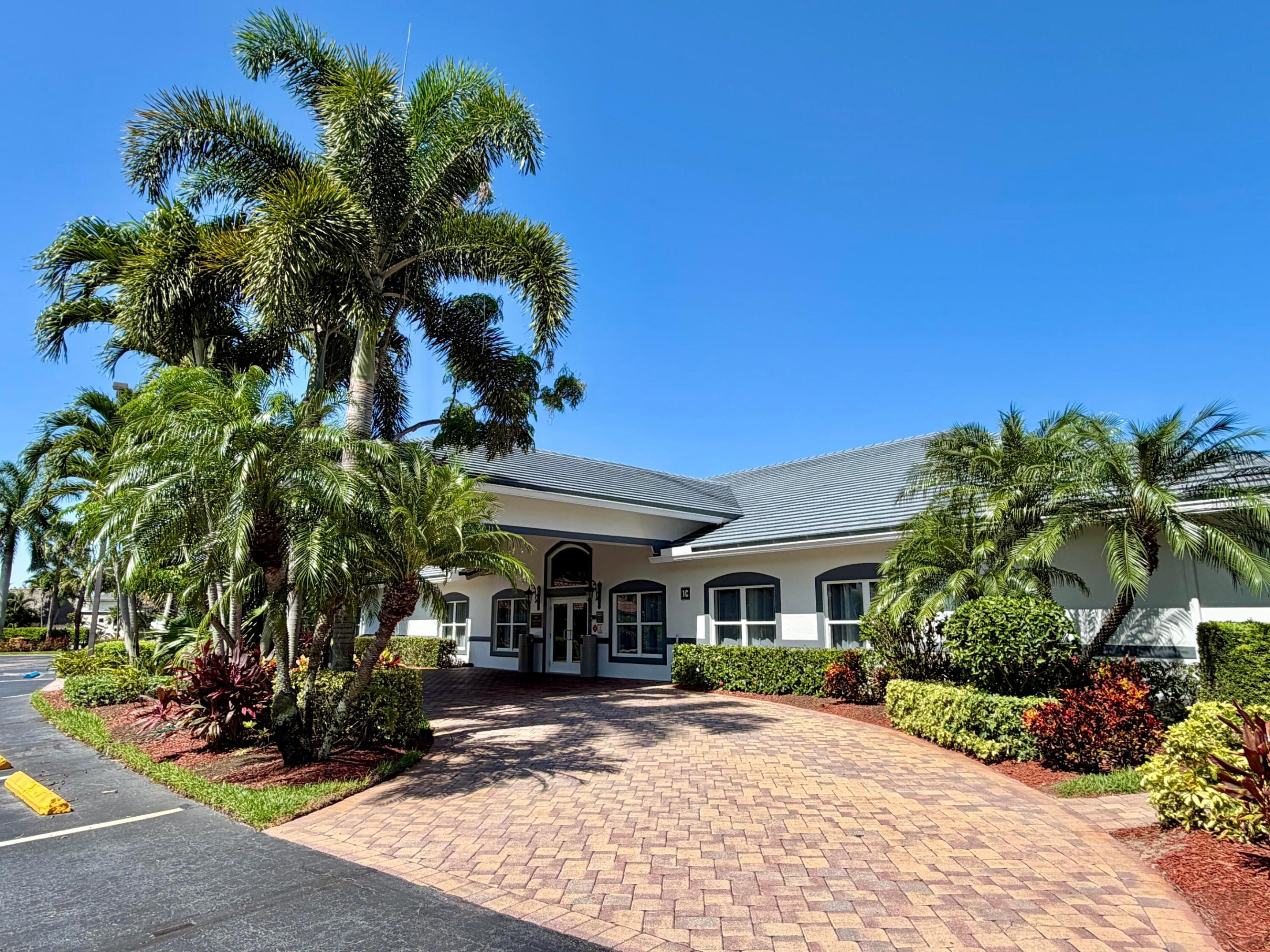 Cortez Drive Cir, Margate, FL 33068
