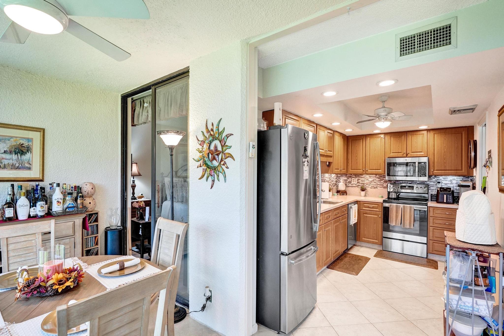 Woodland Lakes Dr, Palm Beach Gardens, FL 33418 #1
