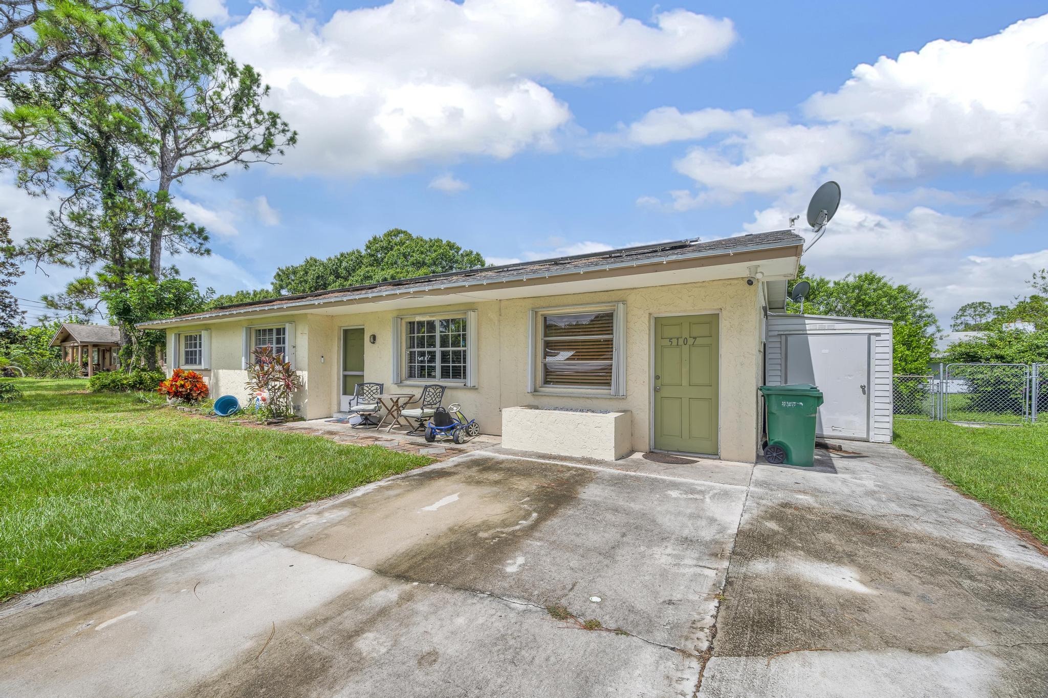 Palm Dr, Fort Pierce, FL 34982