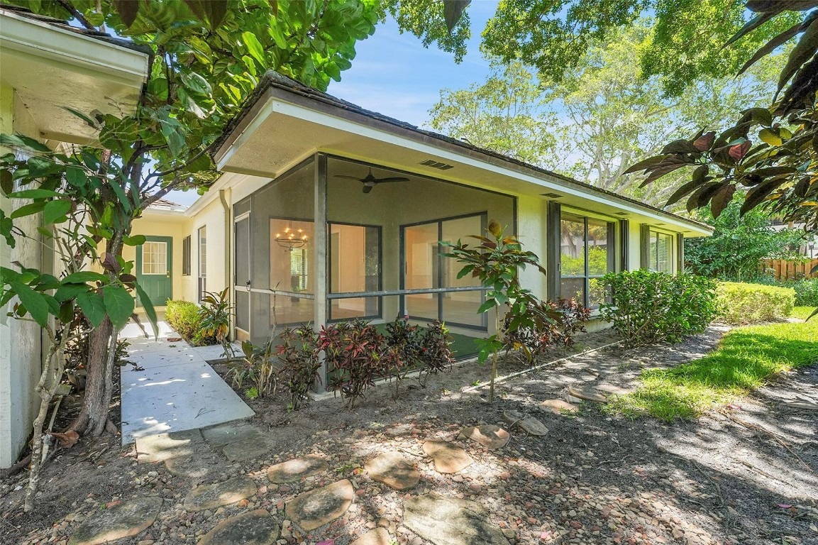 Shady Oaks Ln, North Palm Beach, FL 33408 #1
