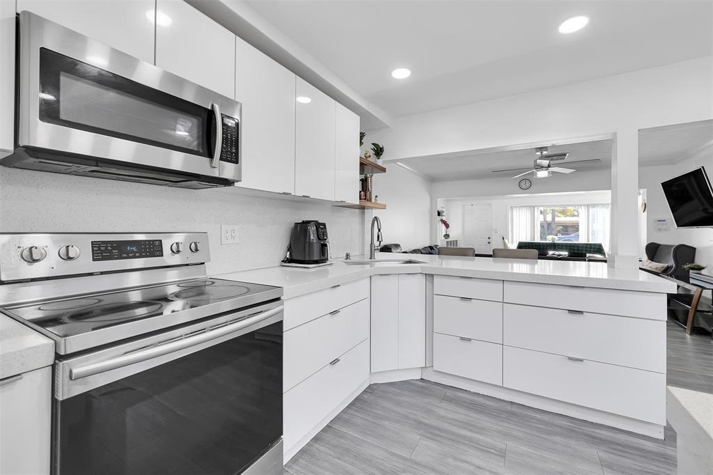 Sherman St, Hollywood, FL 33020