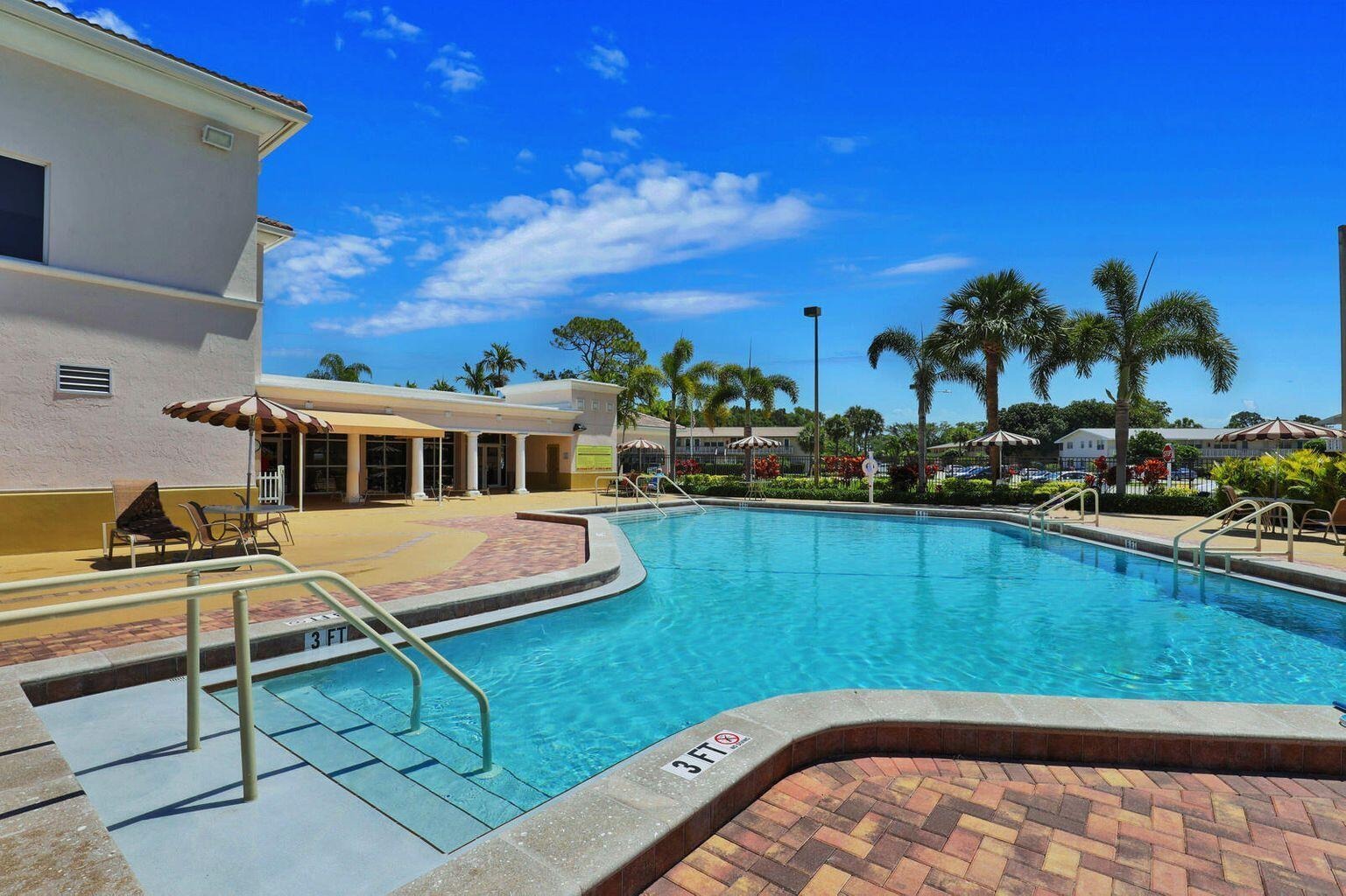 Plymouth F , West Palm Beach, FL 33417