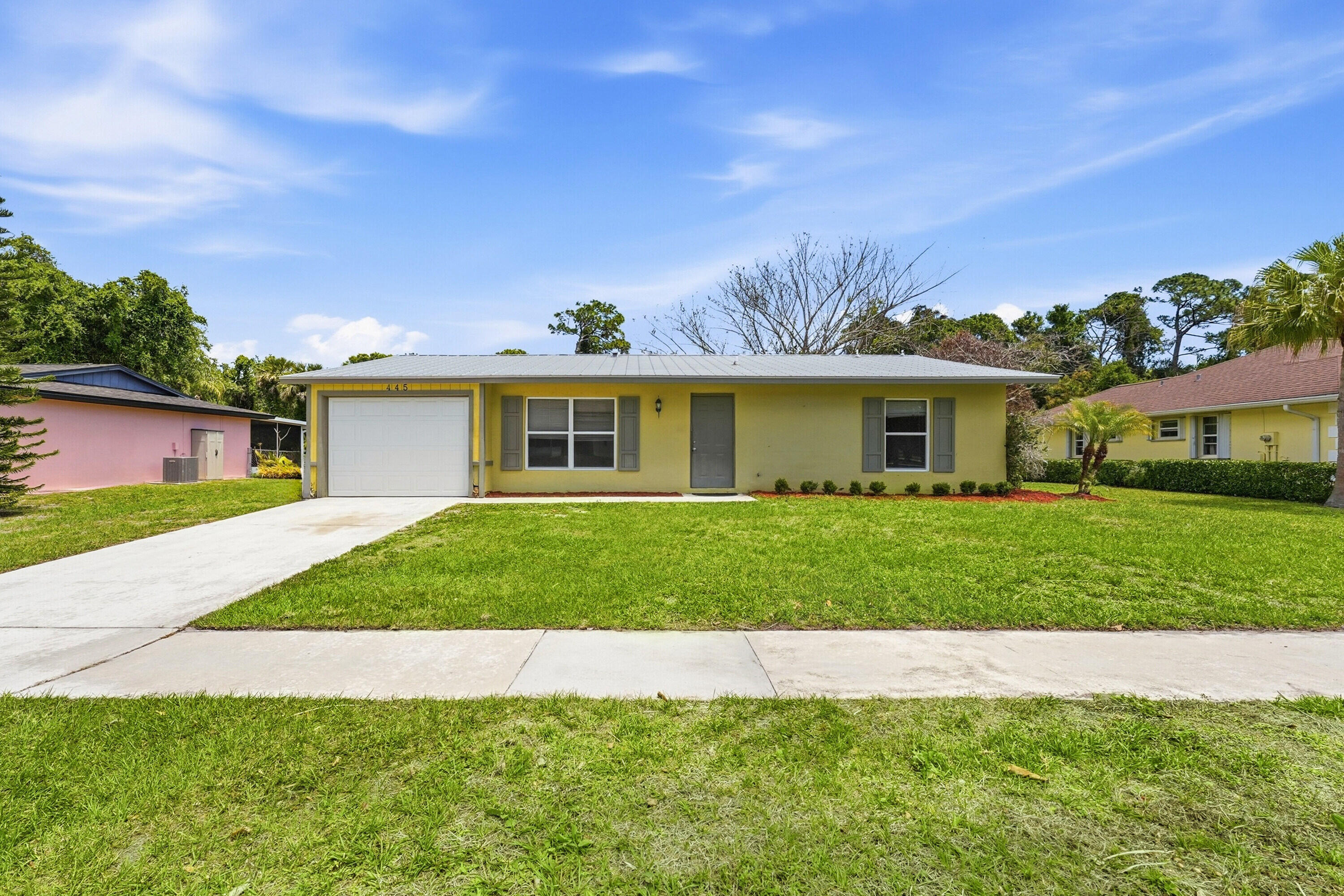 Armory Cir, Port Saint Lucie, FL 34983