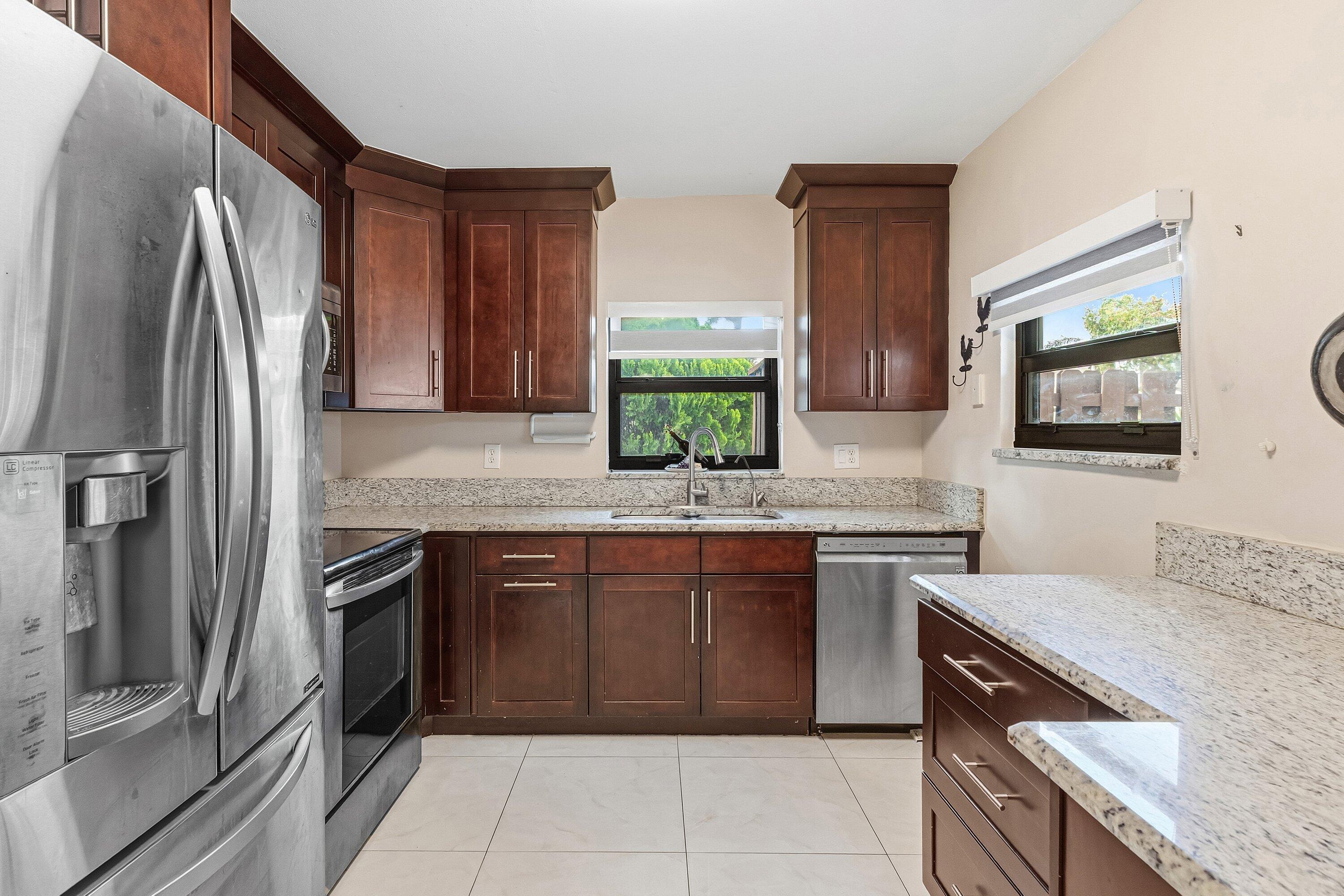 Abbey Rd, West Palm Beach, FL 33415