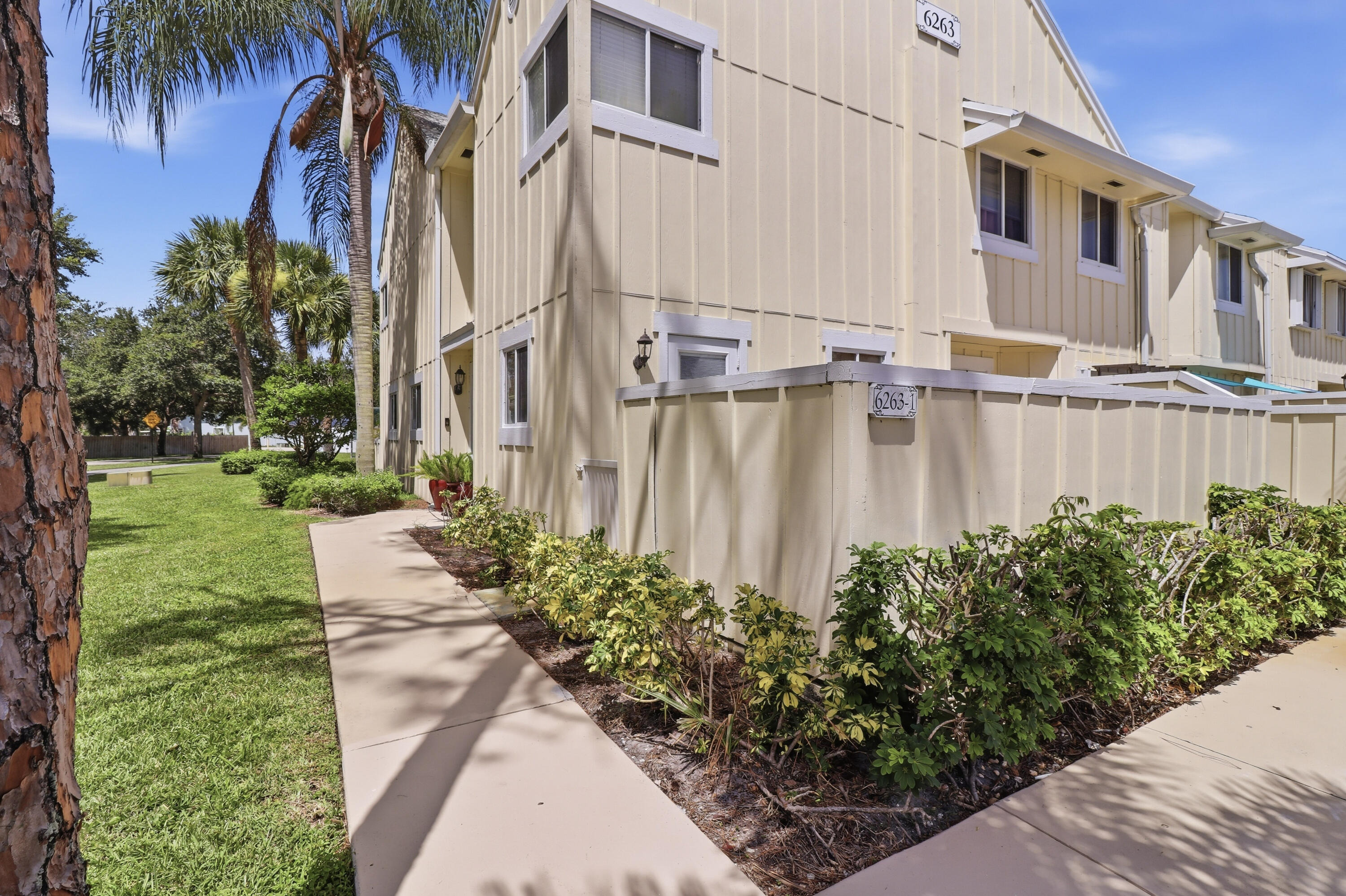 Riverwalk Ln, Jupiter, FL 33458 #1