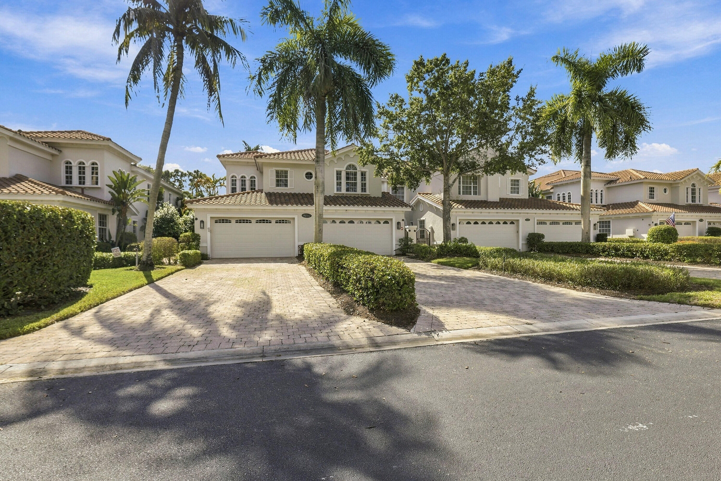 Cascada Way, Naples, FL 34114