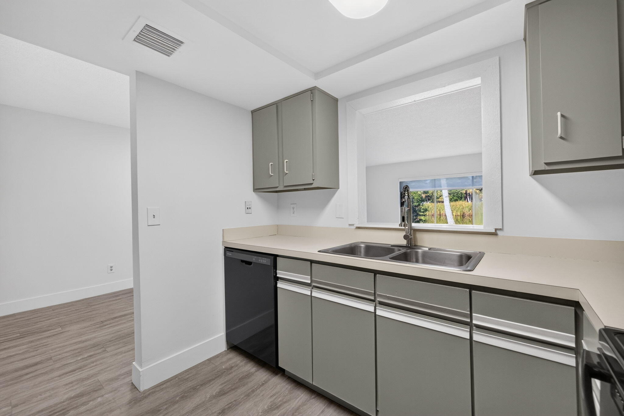 17th St, Fort Pierce, FL 34982 #1