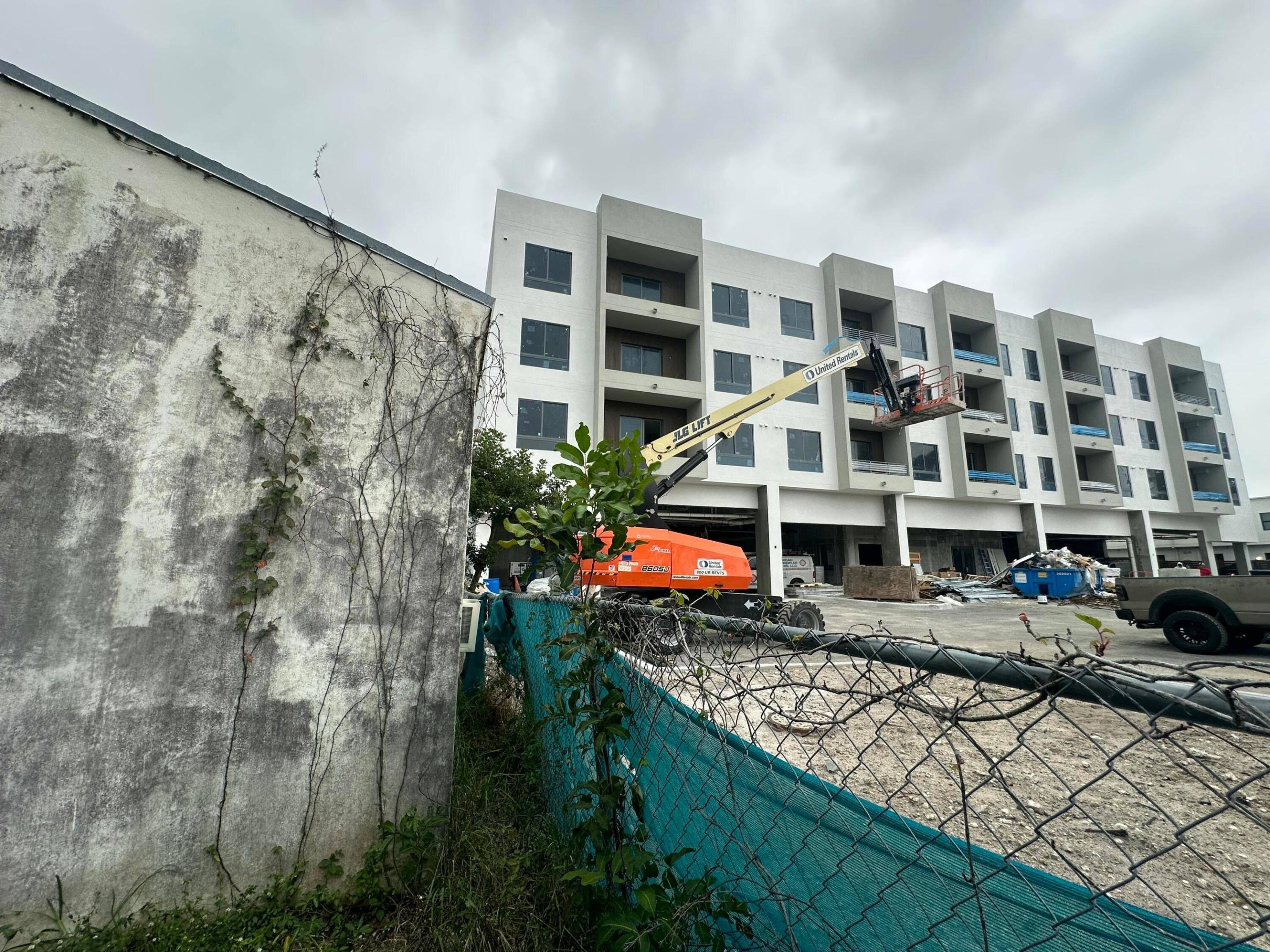 4th St, Hallandale Beach, FL 33009 #1