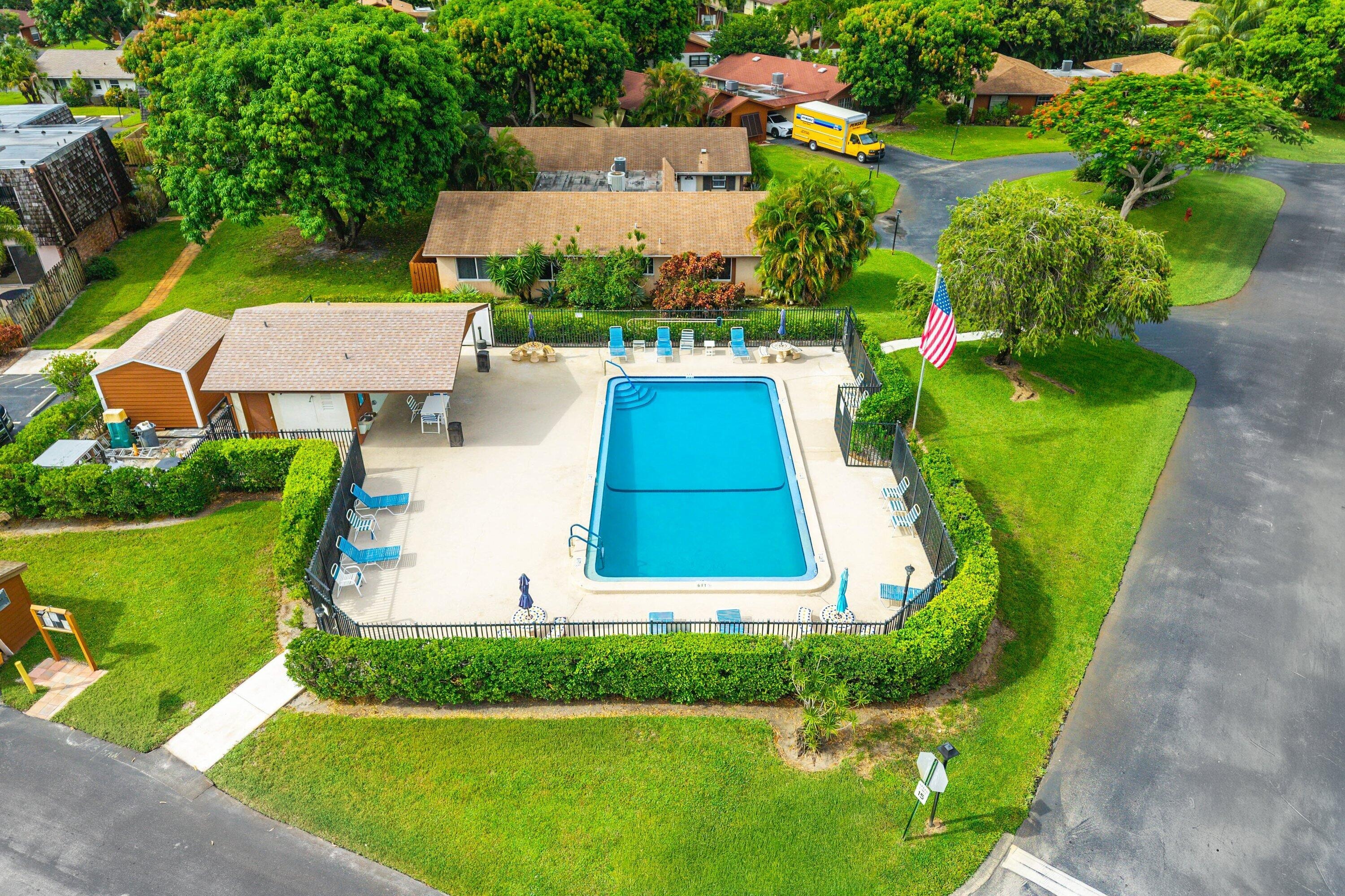 5th Cir, Boynton Beach, FL 33435