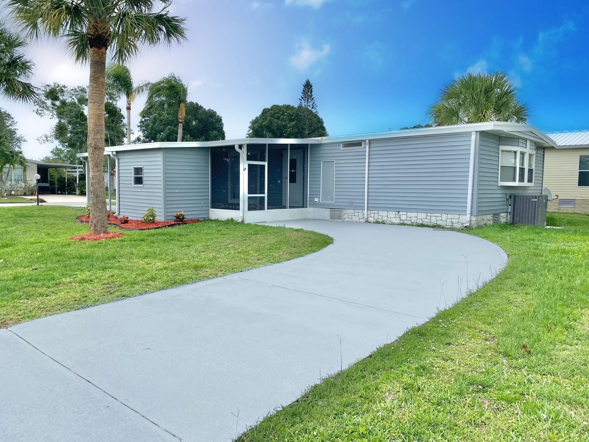 Warbler Ct, Sebastian, FL 32976