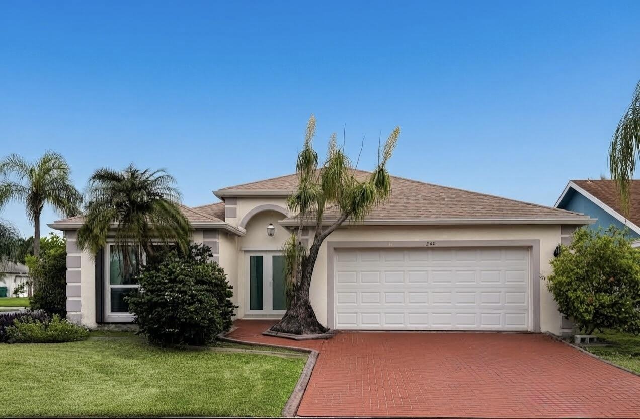 8th St, Dania, FL 33004